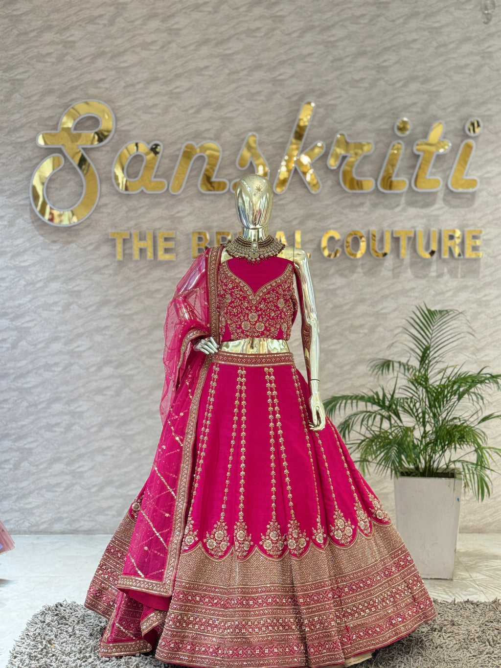Q56730 Rani Pink Royal Zari Lehenga
