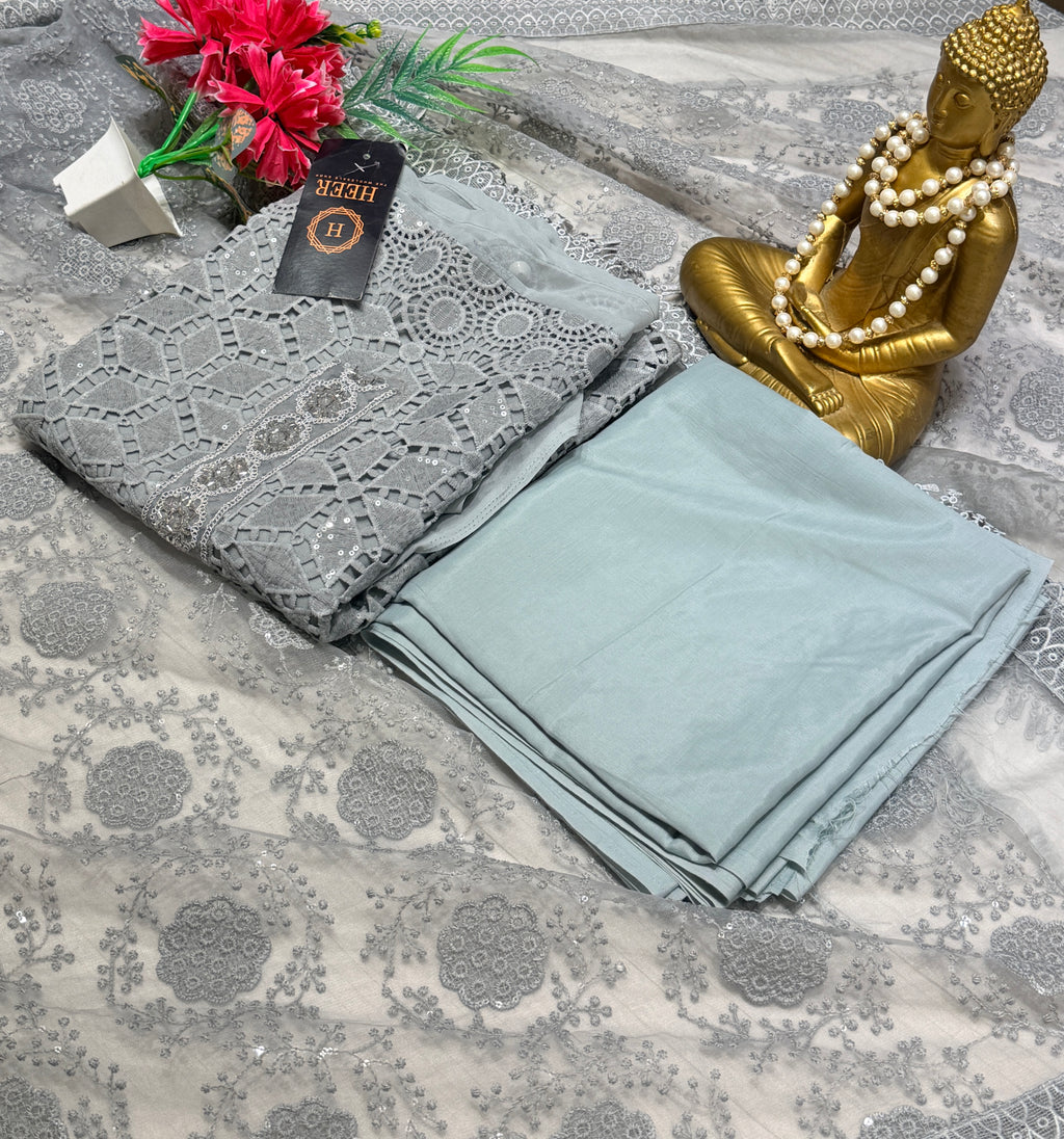 Silver Mist Luxury Embroidered Suit Set Q562504