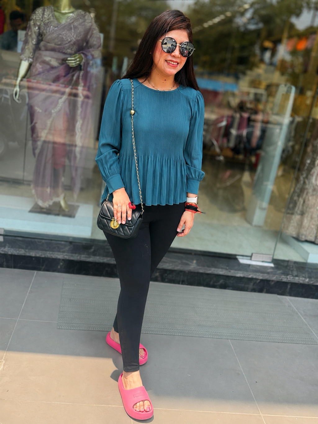 Q562751 Pleated Teal Flare Top