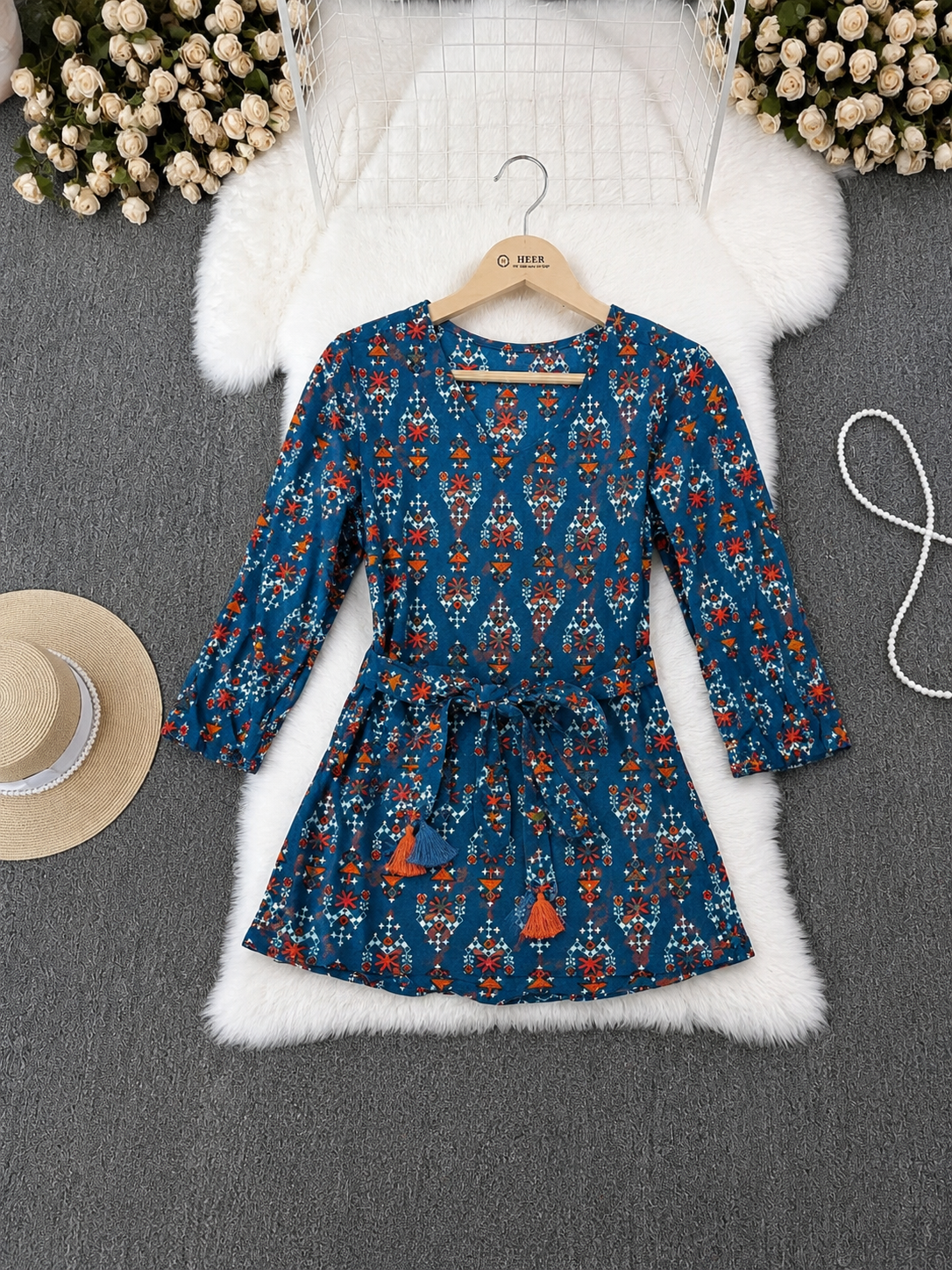 Q562751 Boho Print Tie-Up Peplum Top