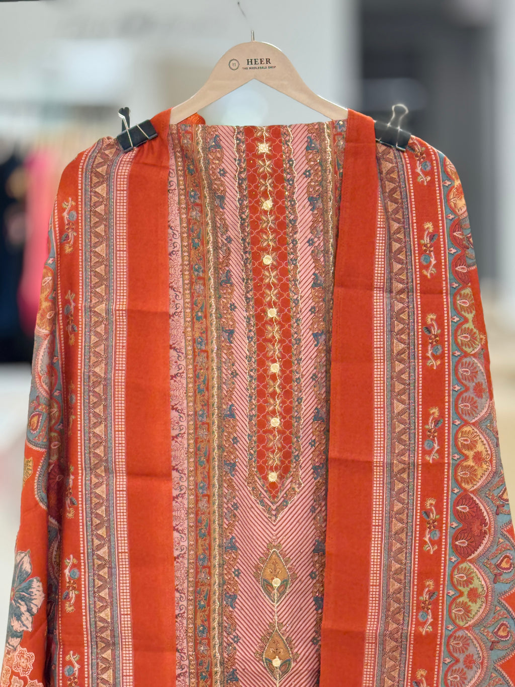 Q562516  Rust Royale Printed Suit Set