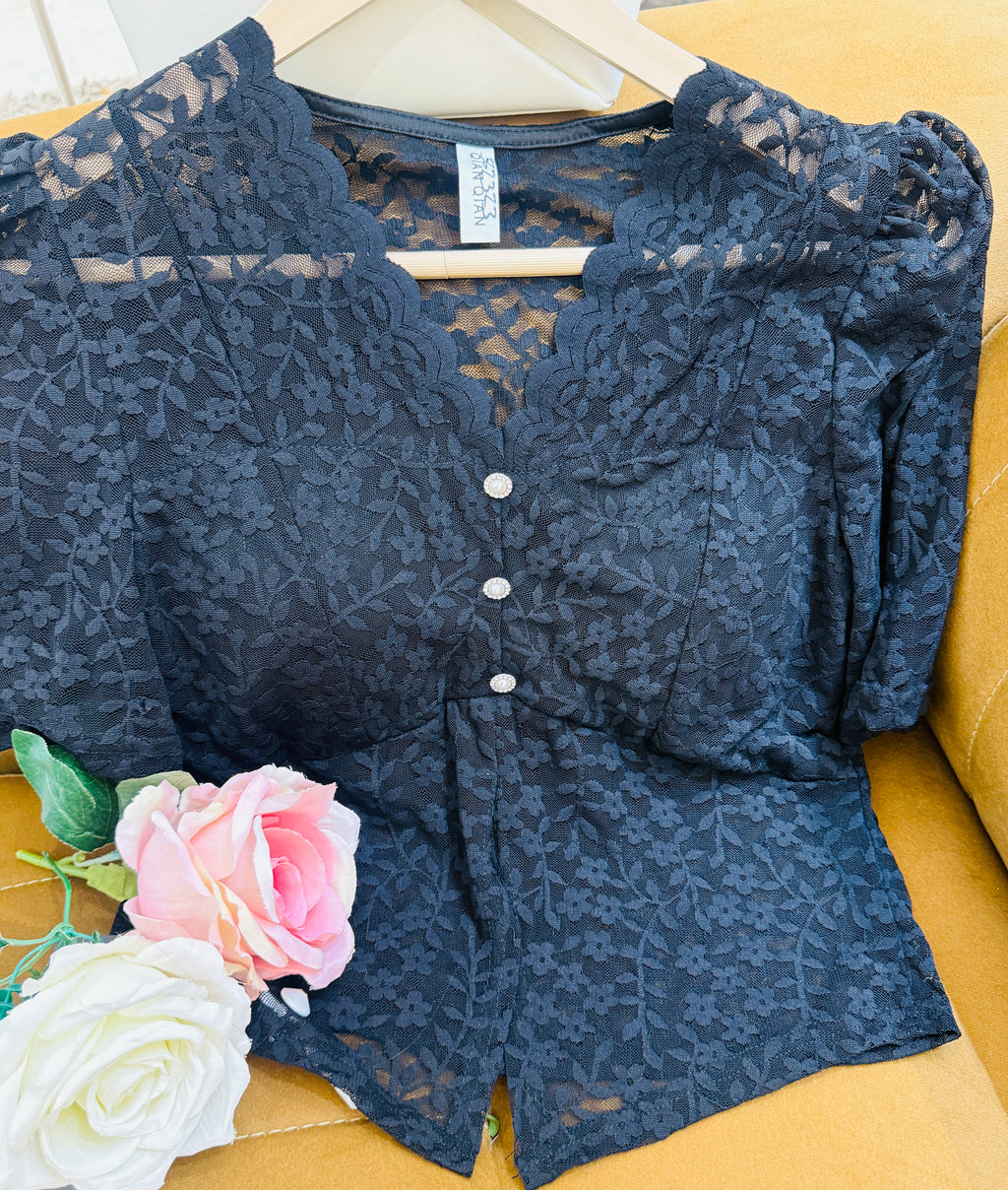 Midnight Bloom Lace Peplum Top Q562323