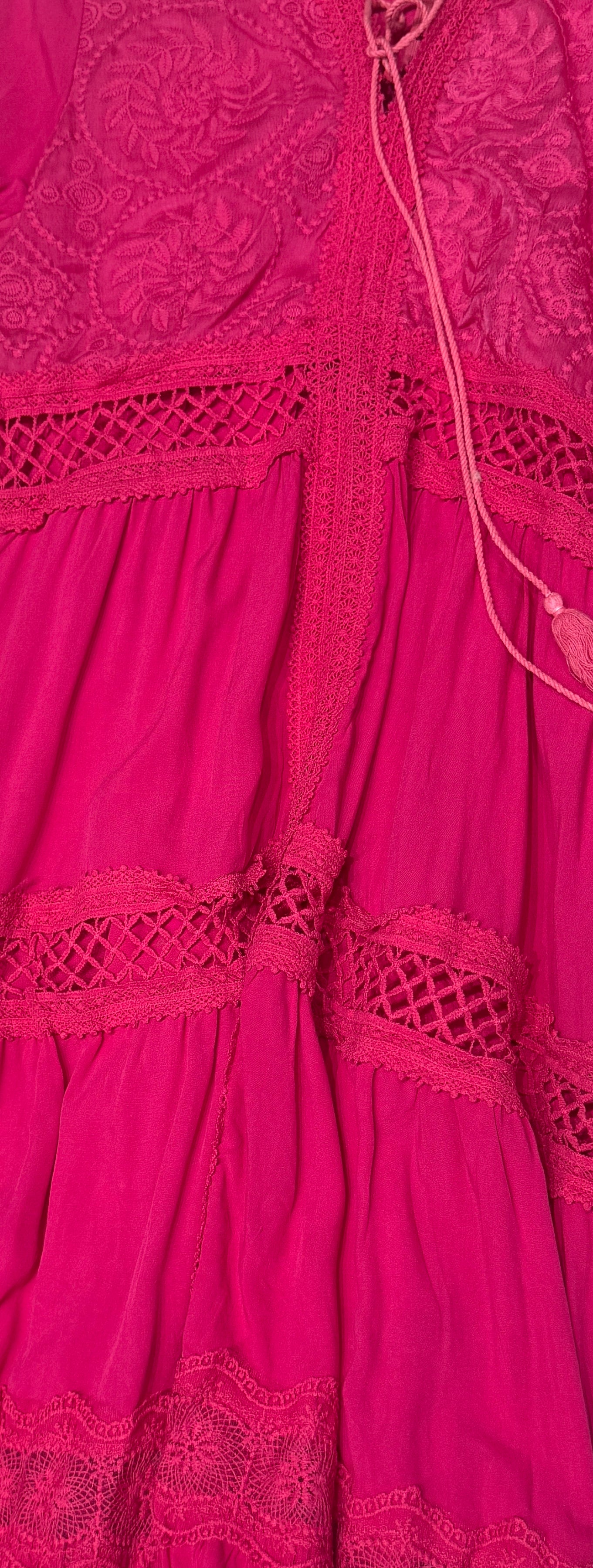 Q561448 Fuchsia Lace Detailed Boho Maxi Dress