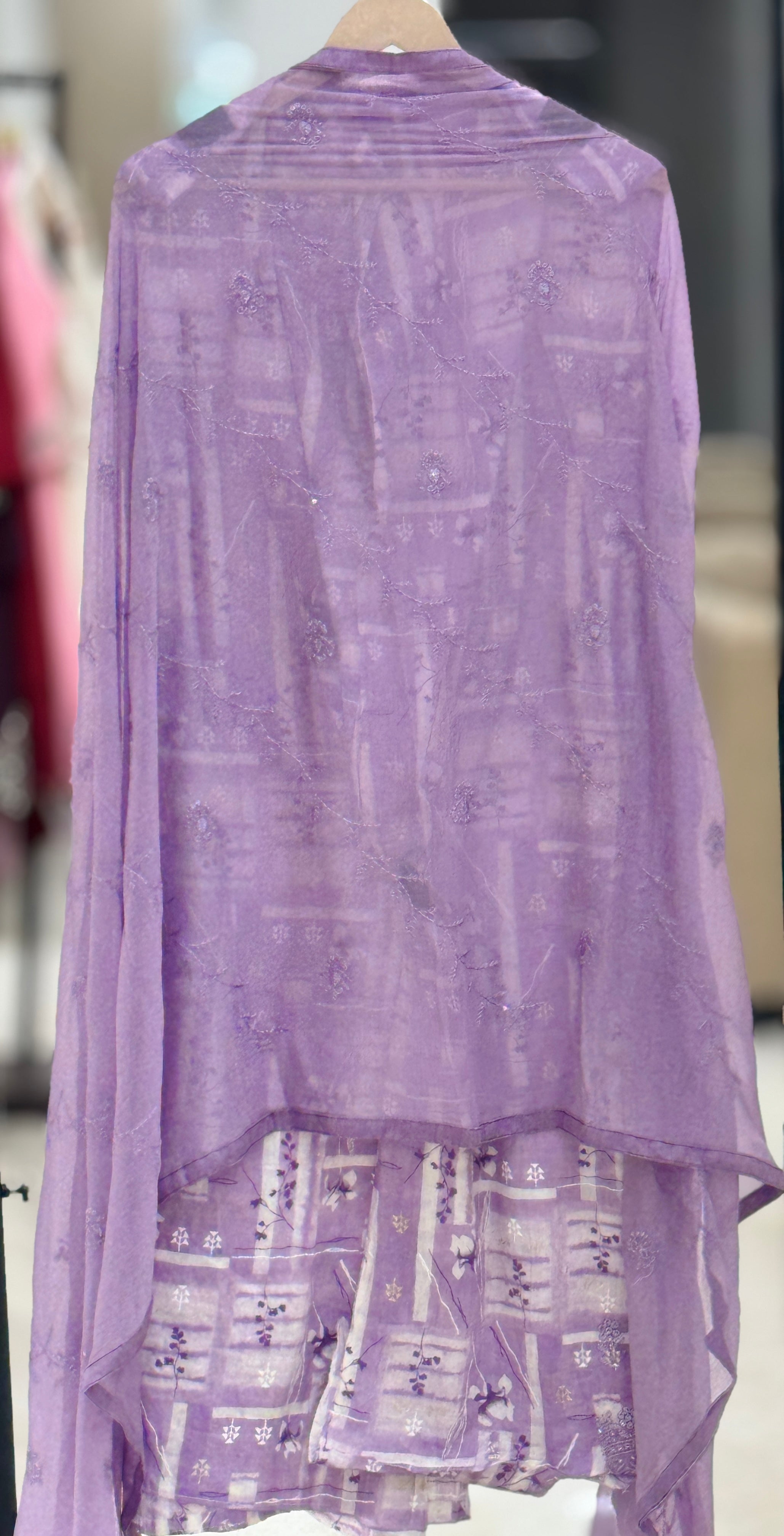 Premium Soft Muslin / Cotton Blend with Digital Print Q562506