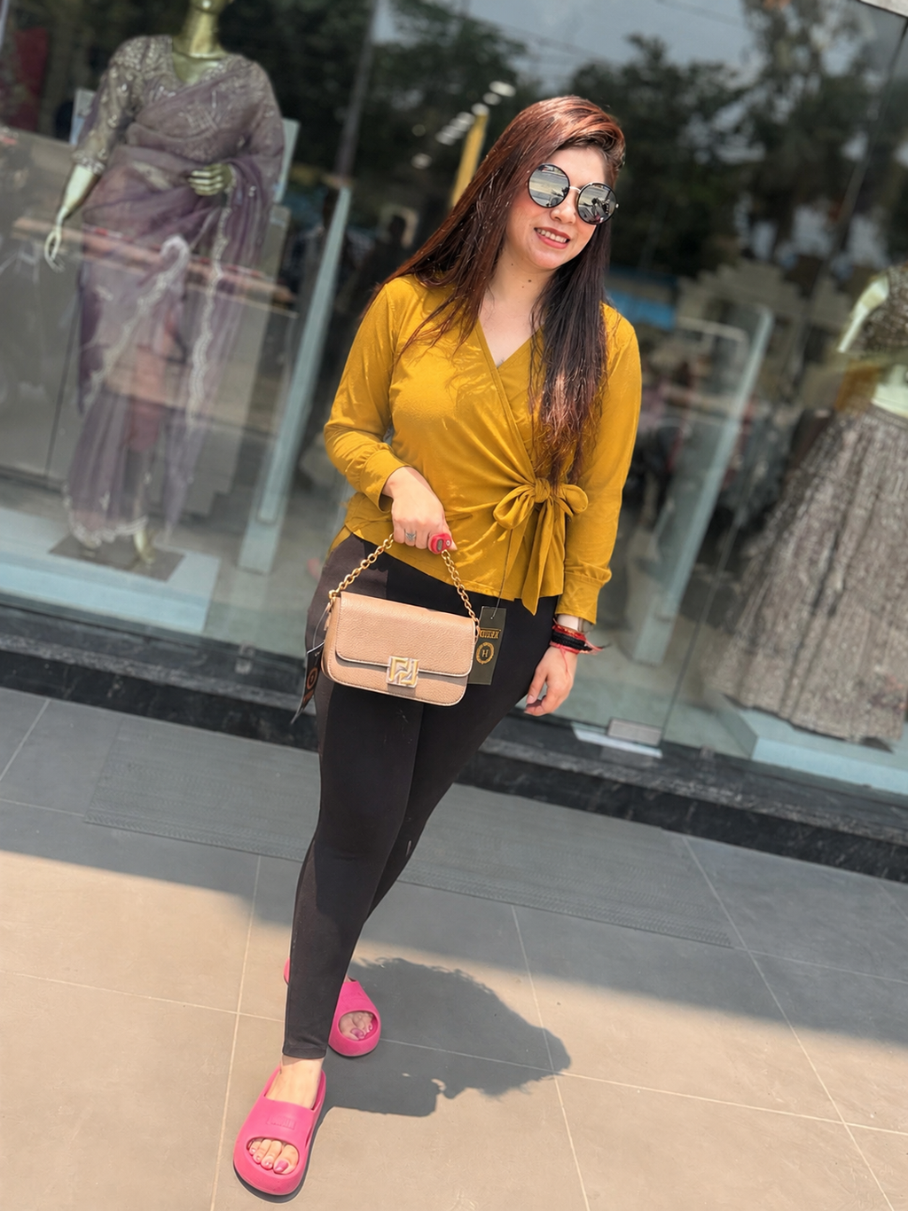 Q562772 Mustard Wrap Style Knot Top
