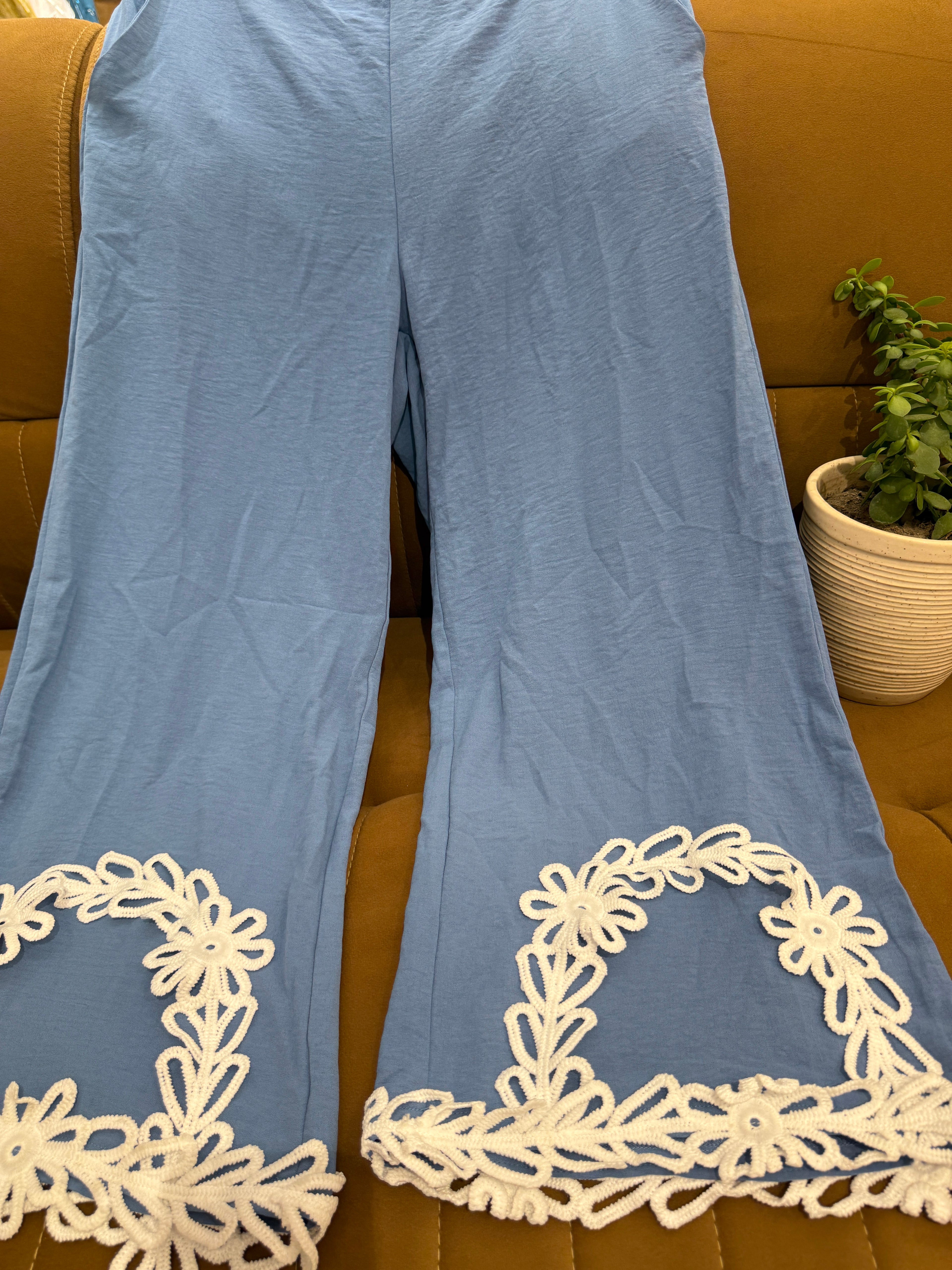 Q562572 Sky Blue Floral Lace Co-Ord Set