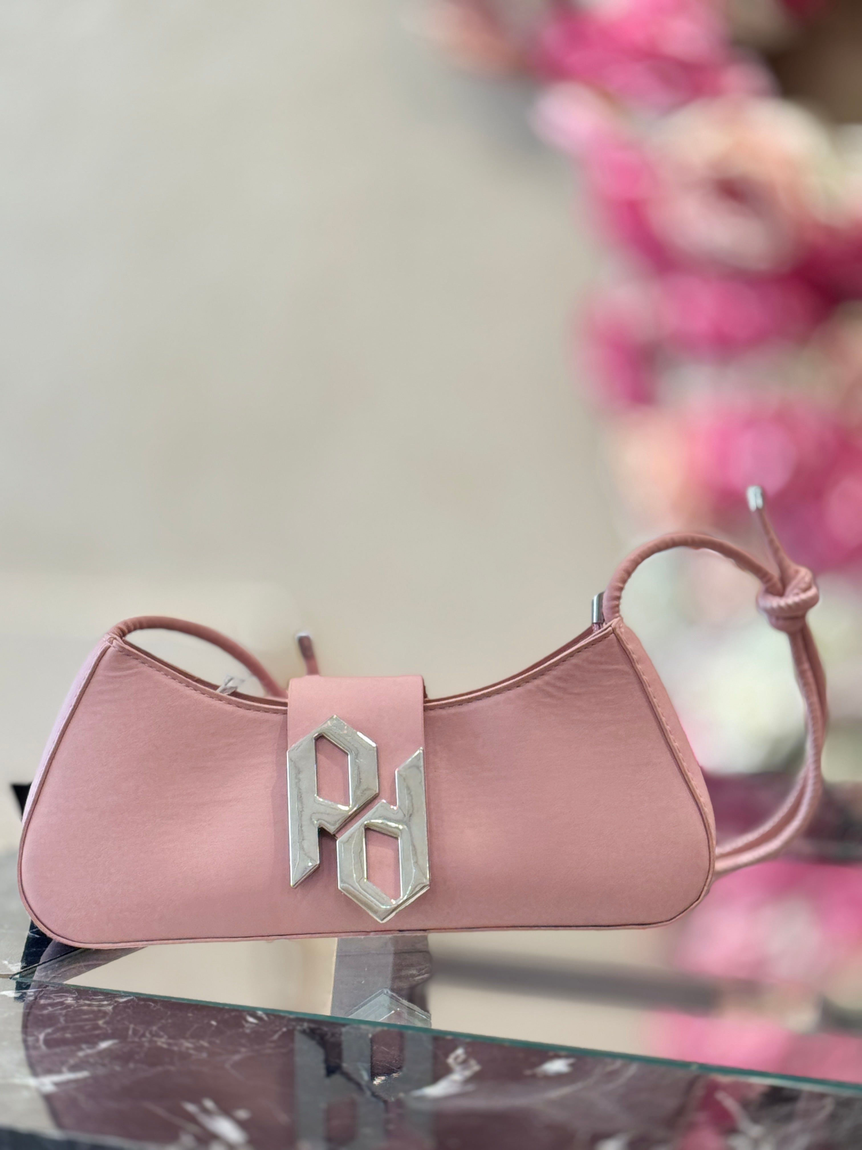 Q562712 PD Geometric Logo Baguette Handbag