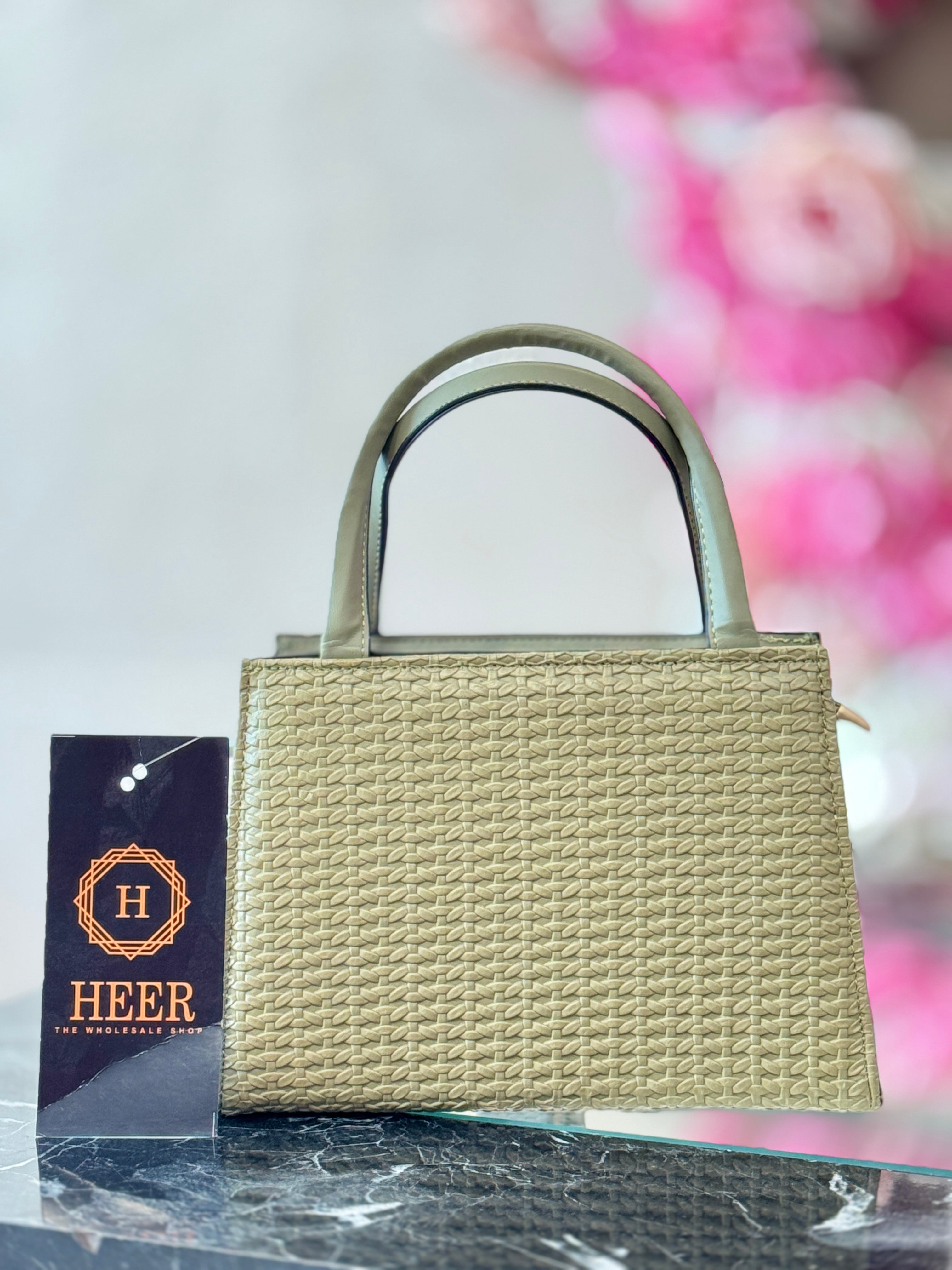 Q562474 Olive Woven Structured Top-Handle Bag