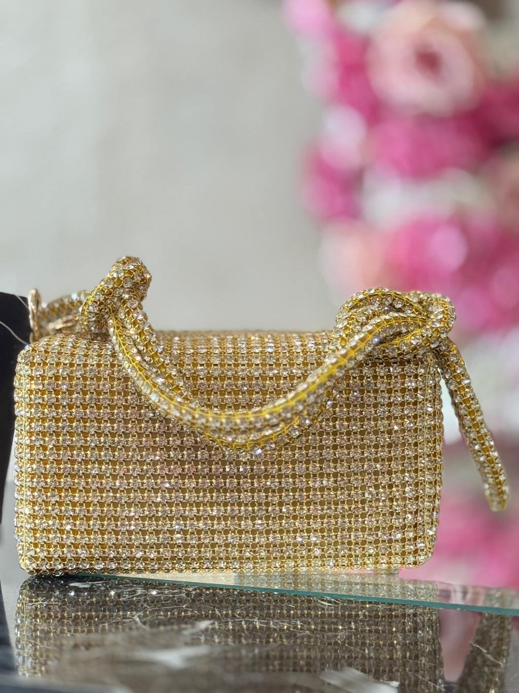 Q562471 Crystal-Embellished Evening golden Handbag