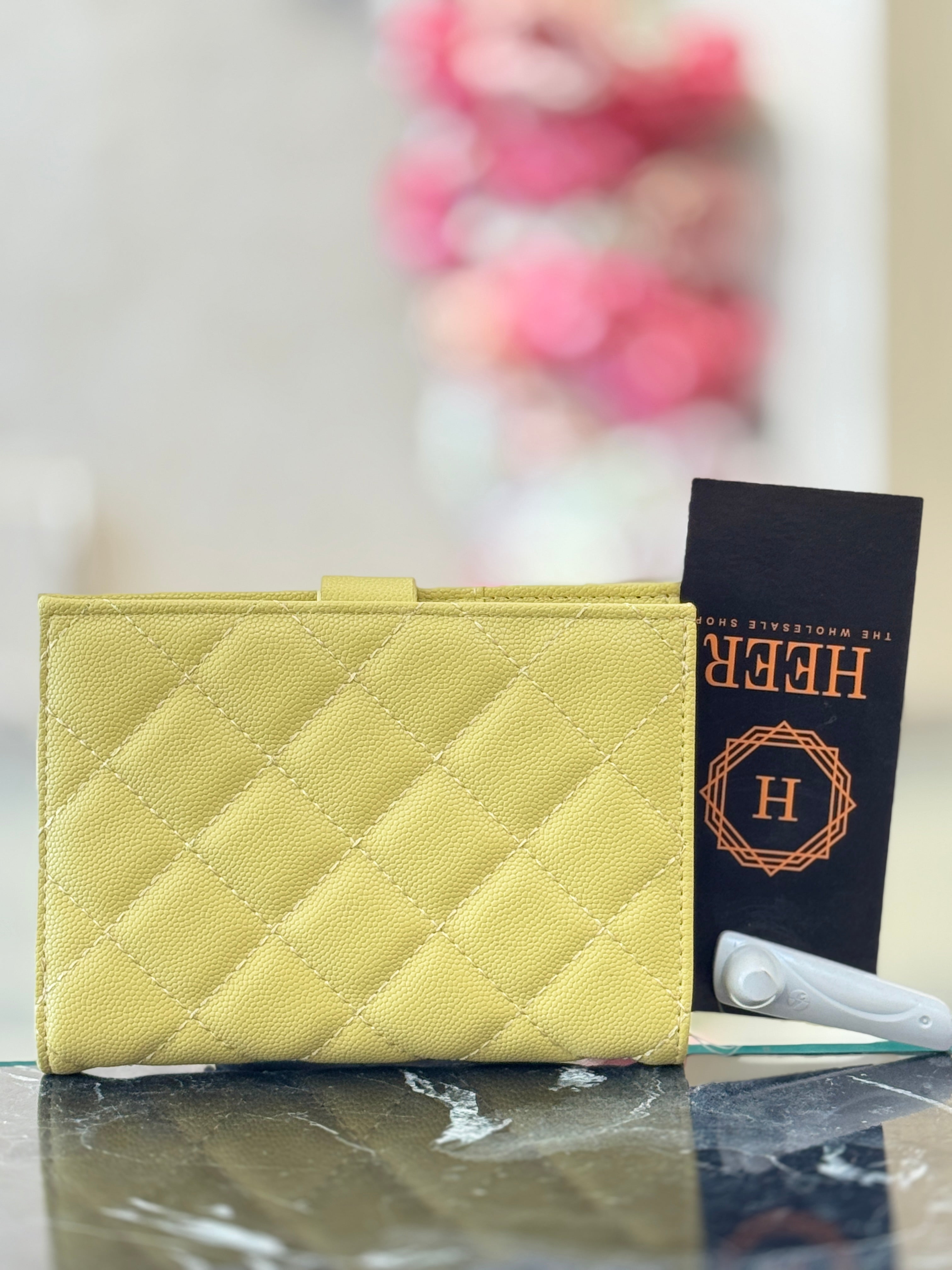 Elegant Quilted Pastel Lemon Wallet q562490