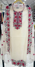 Q562350 white suit with red embroidery