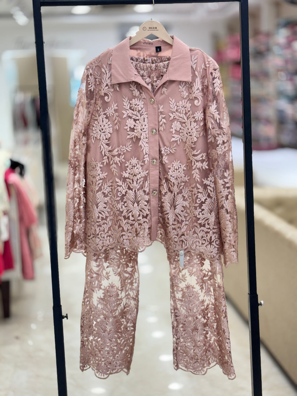 Elegant onion  Heavily Embroidered Floral Lace Blazer & Matching Trousers Co-ord Set q562853