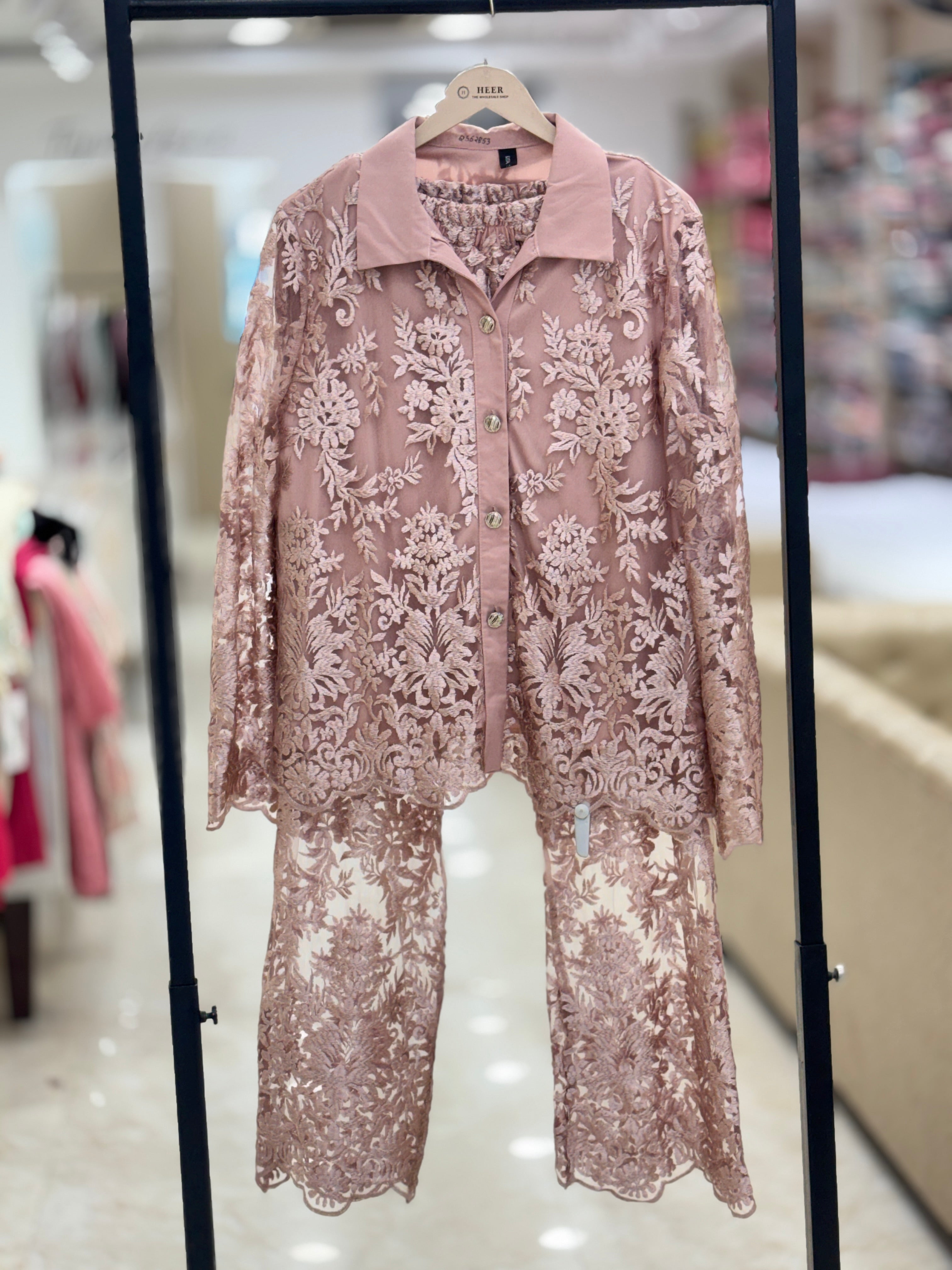 Elegant onion  Heavily Embroidered Floral Lace Blazer & Matching Trousers Co-ord Set q562853