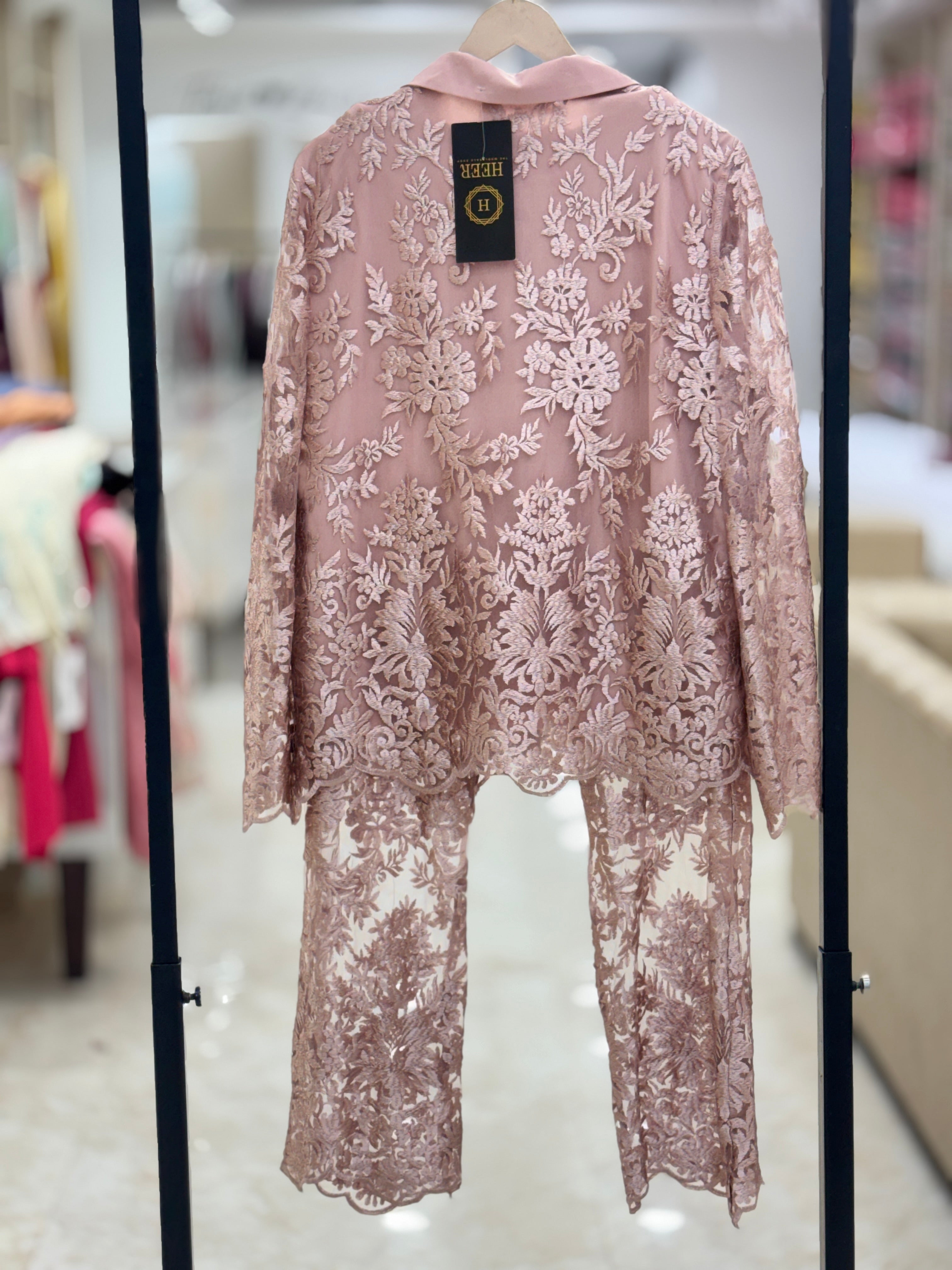 Elegant onion  Heavily Embroidered Floral Lace Blazer & Matching Trousers Co-ord Set q562853