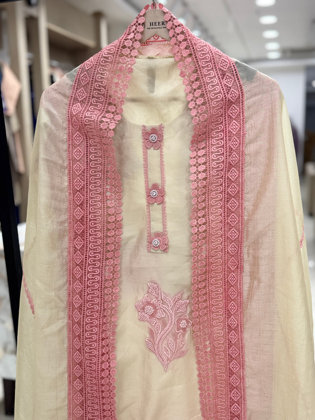 muslin suit pink