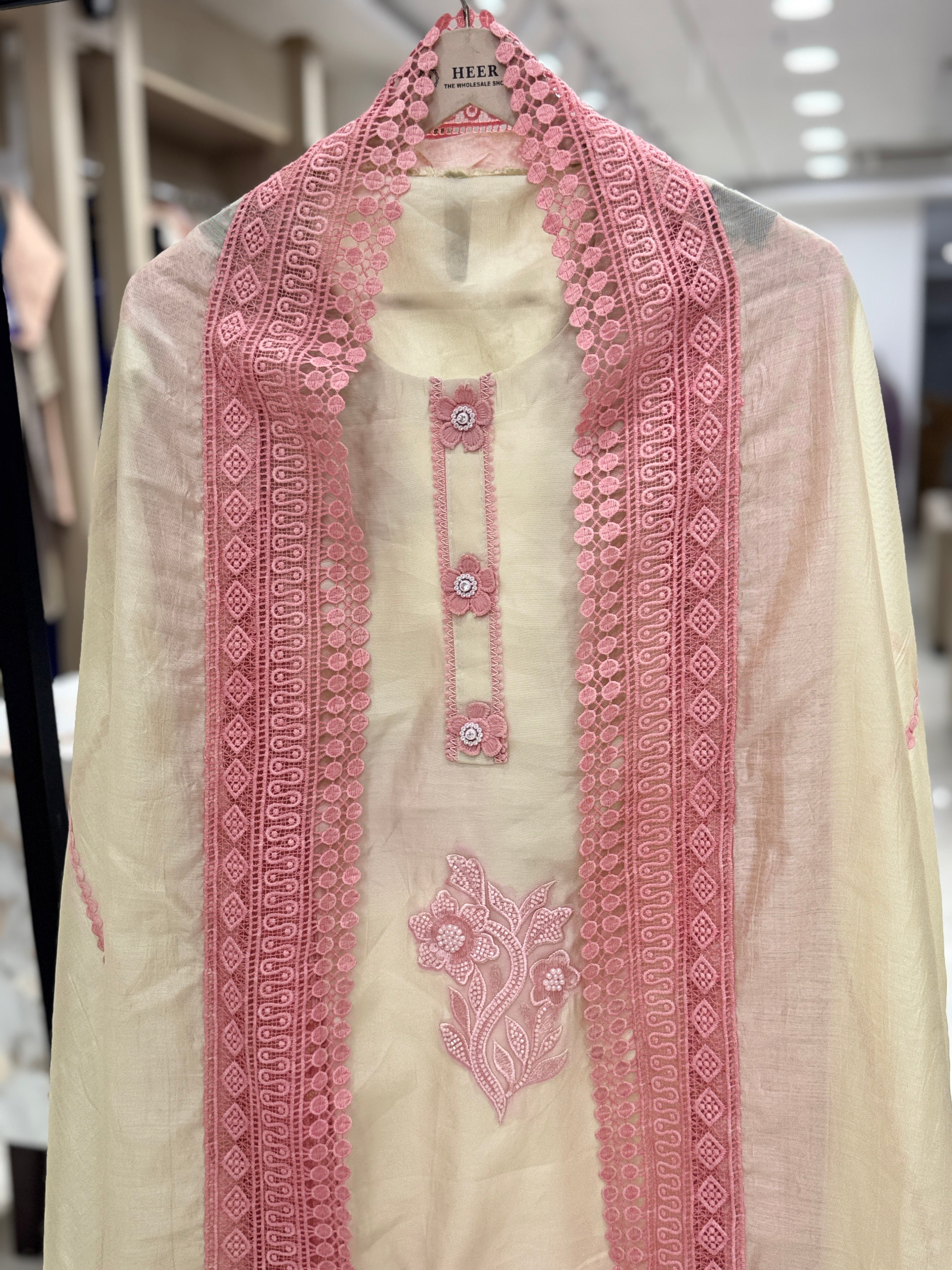 muslin suit pink