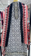 Q562361 striking Black Floral prints, ultimate comfort and elegance.