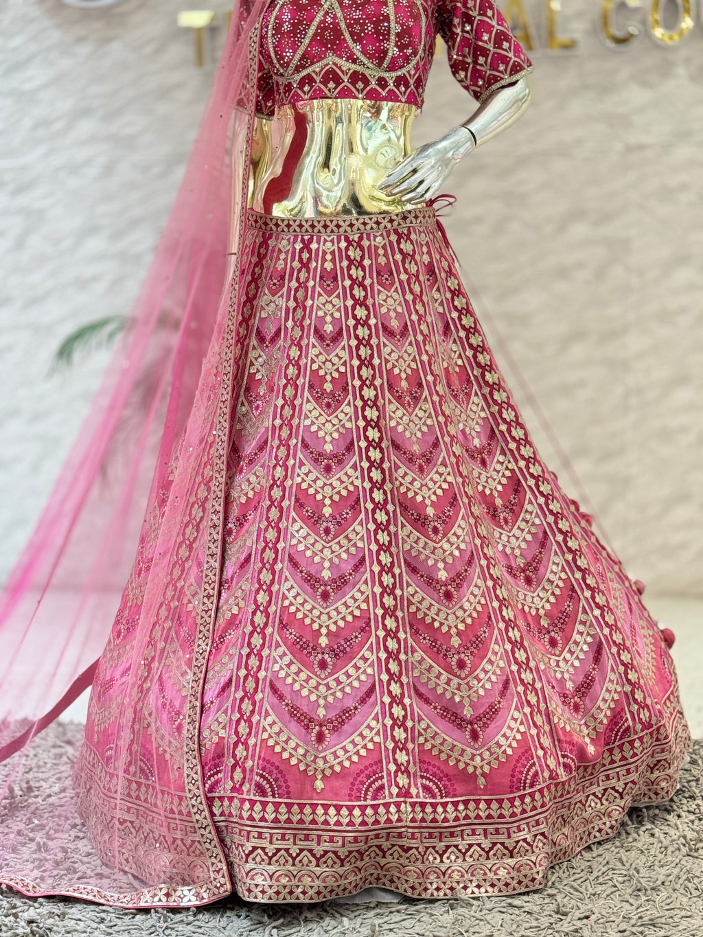 Magenta & Pink Ombre Sequined Silk Designer Bridal and non bridal Lehengha Set  q562262