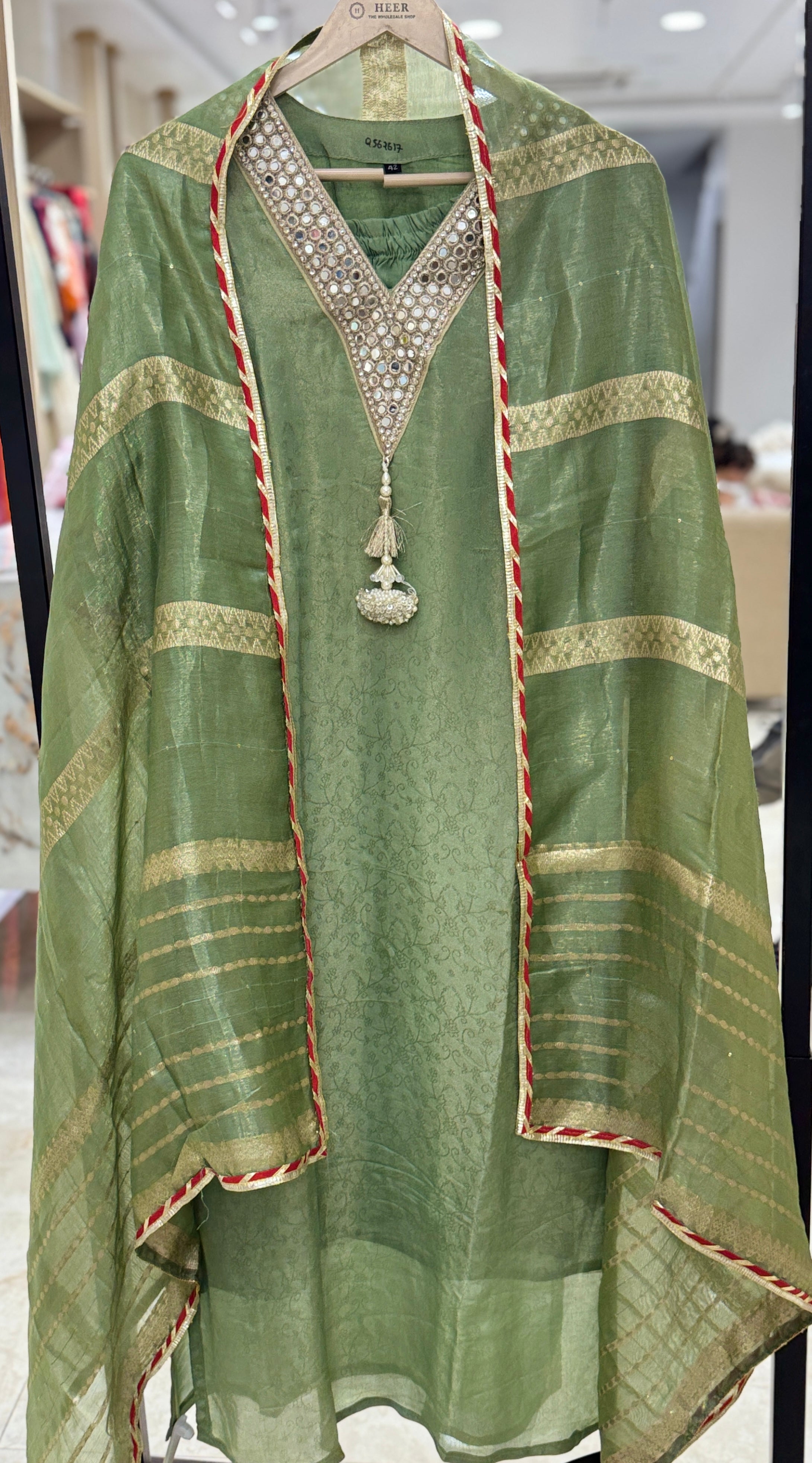 Q562617 Mint Glow Festive Suit Set with Dupatta