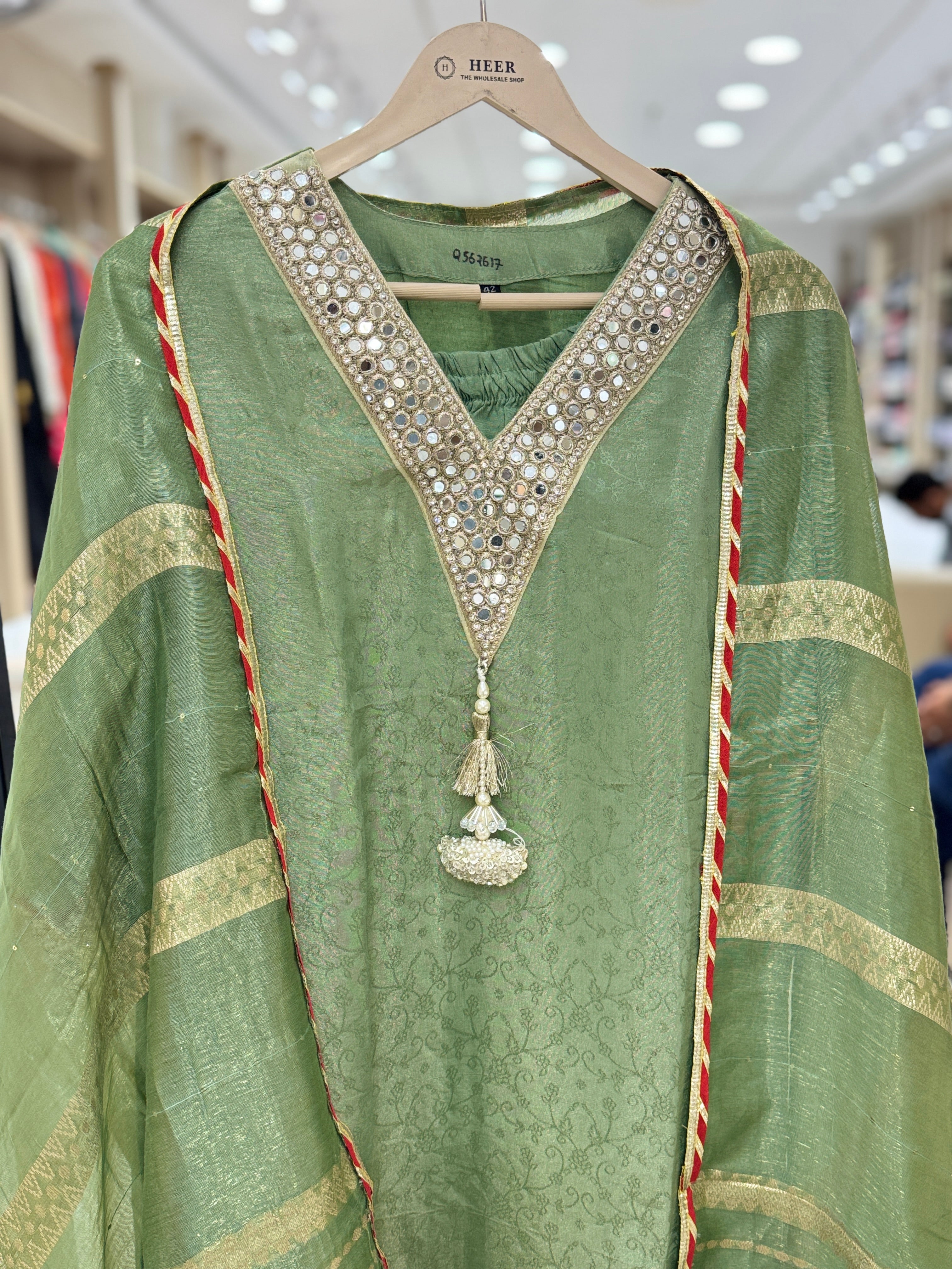 Q562617 Mint Glow Festive Suit Set with Dupatta
