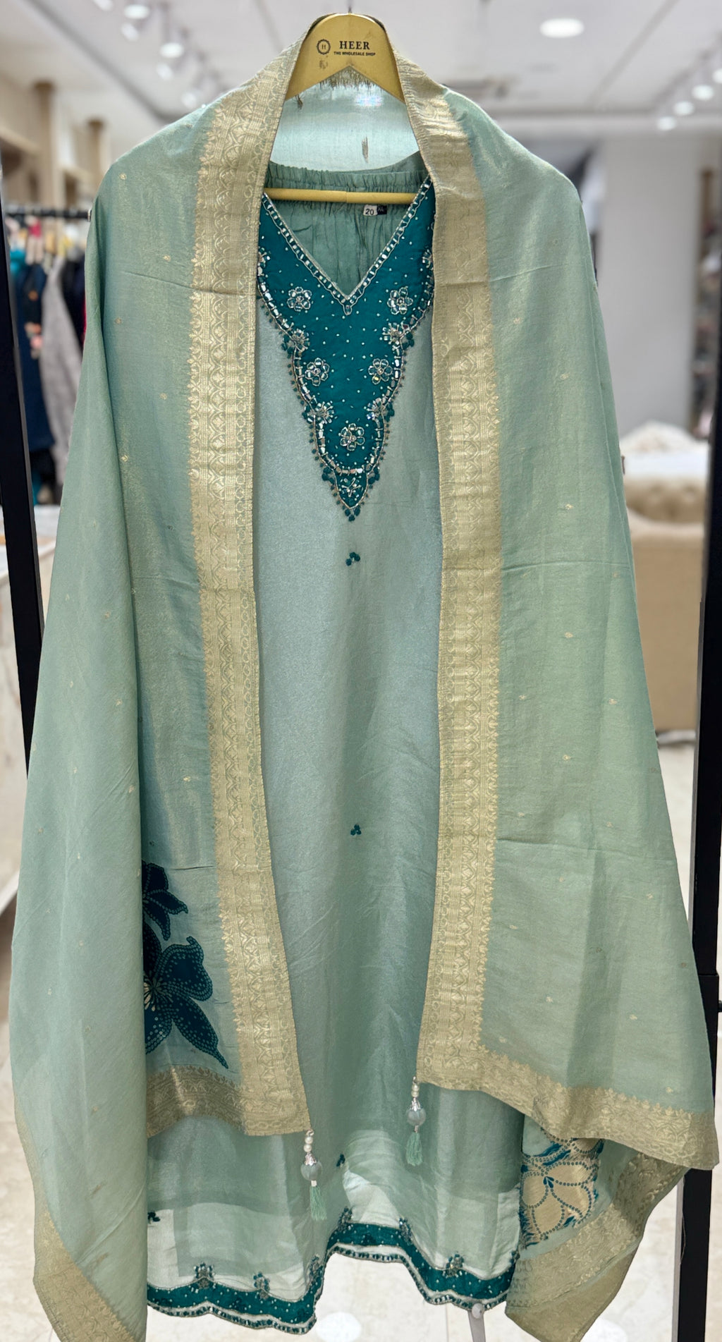Q562614 Elegant Sea Green Simar Silk Embroidered Kurta Set with Straight Pants & Designer Dupatta
