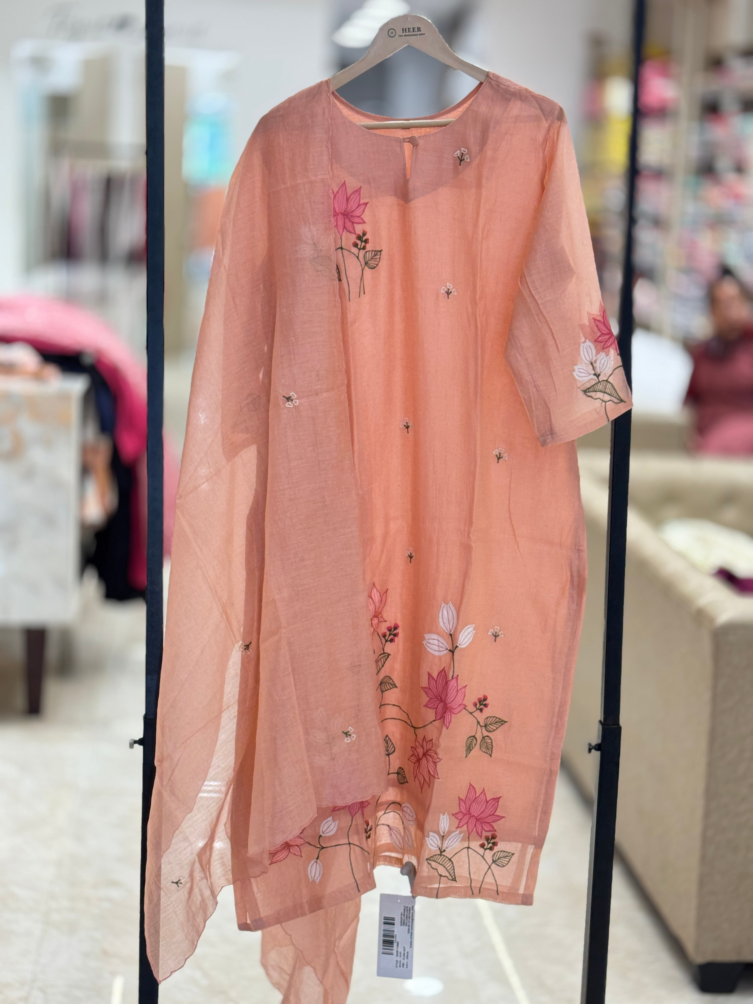 Elegant Peach Organza Co-ord Set with Intricate Floral Embroidery q562936