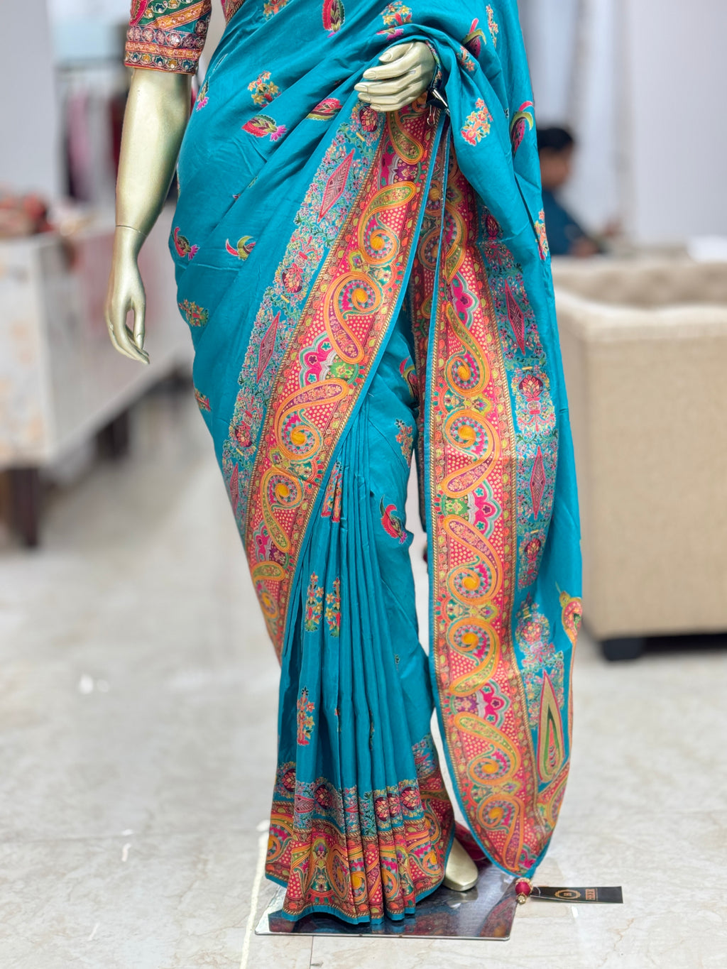Exquisite Teal Blue Banarasi Silk Saree with Traditional stitched blouse q562965