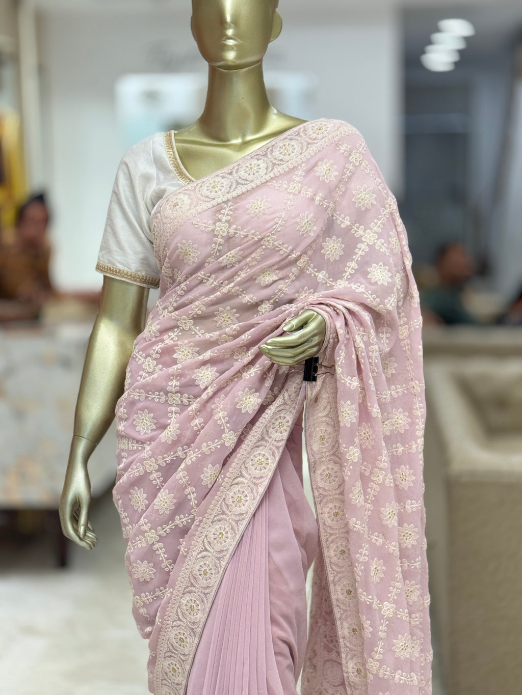 Graceful Lavender Georgette Saree with Intricate White Thread Embroidery q562977