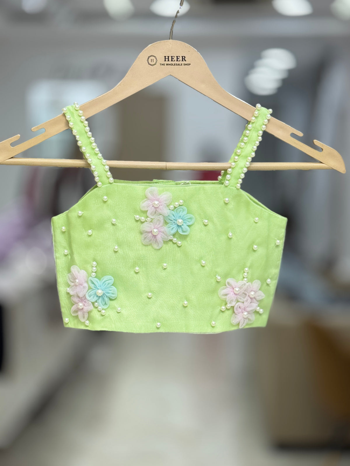 Exquisite Pistachio-Green Tulle Lehenga Choli with Hand-Embellished Floral Detail q562955
