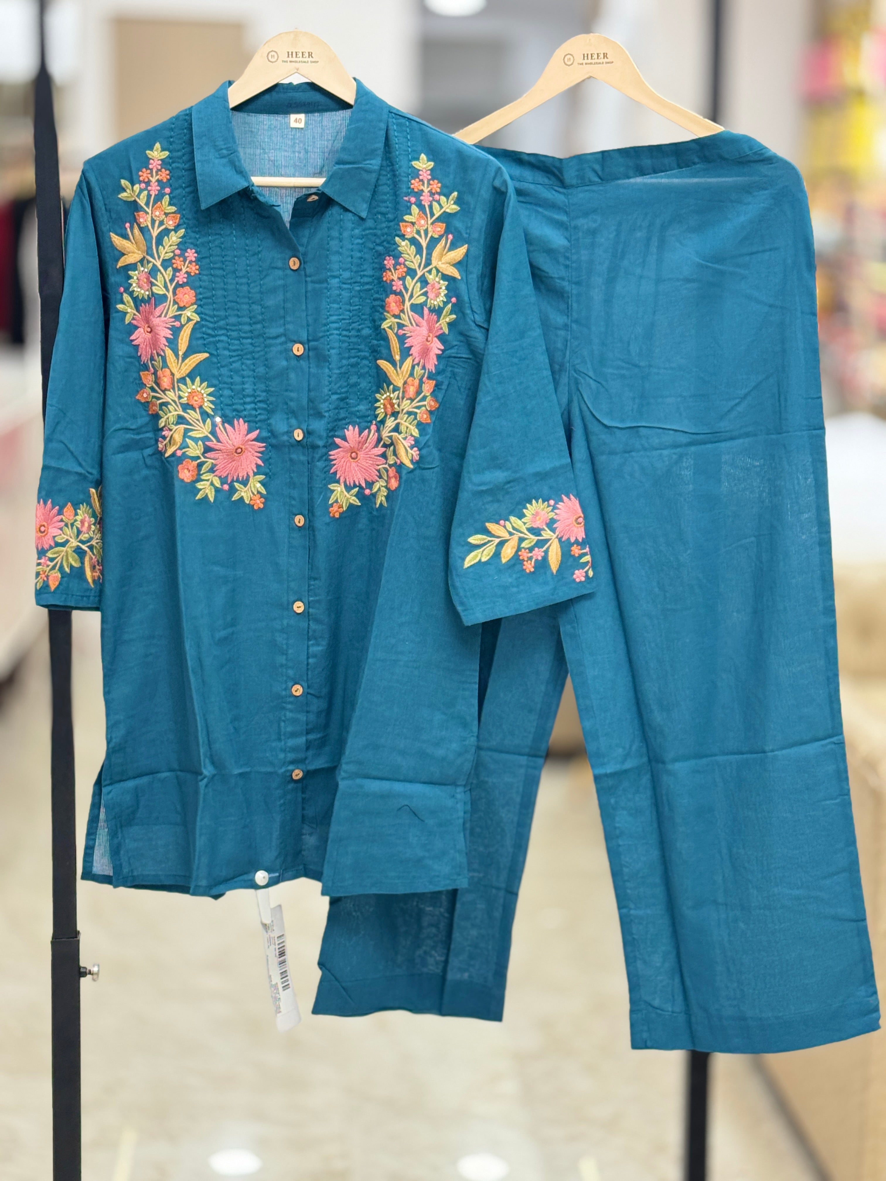 Exquisite Teal Floral Embroidered Kurta and Trouser Set q562947