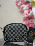 Q562455 Classic stripe handbag