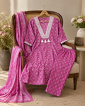 Fuchsia Floral Print Kurta Set with White Embroidery q562821