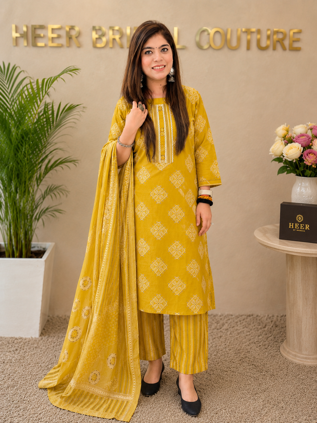Radiant Mustard Geometric Print Kurta Set q562789
