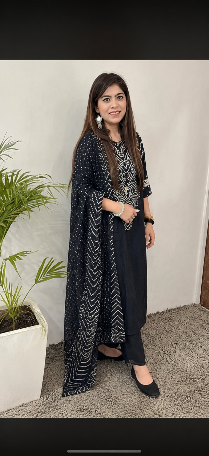 Timeless Midnight Black Bandhani-Inspired Kurta Set q562815