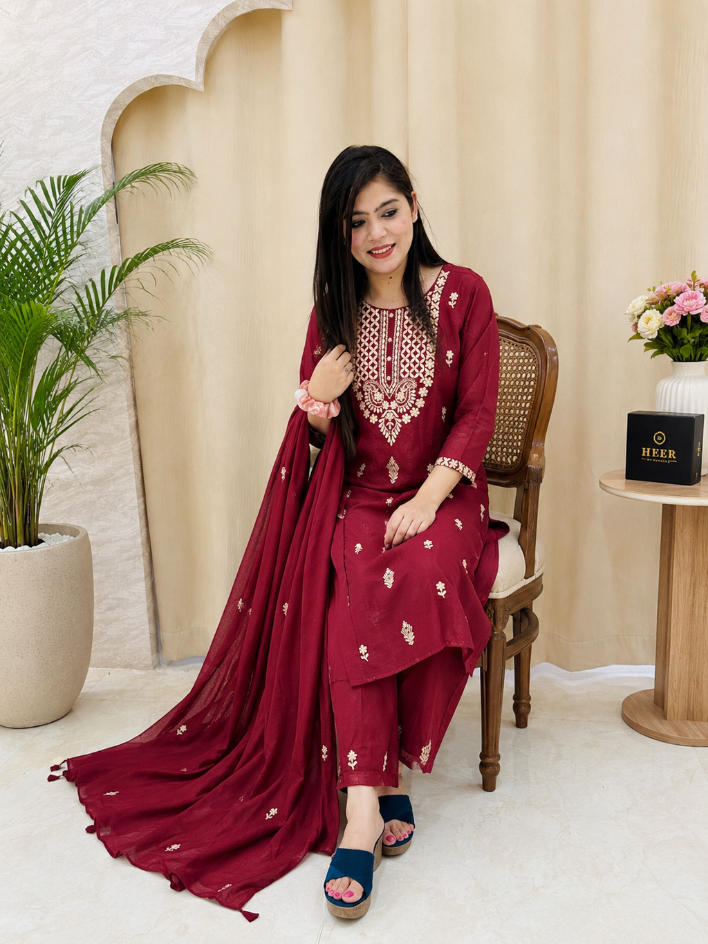 Elegant Maroon Embroidered Kurta Set with Dupatta q562811