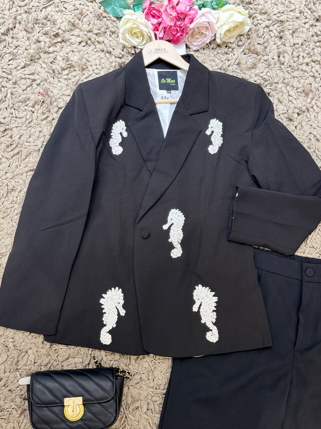 Q562545 black blazer coord set