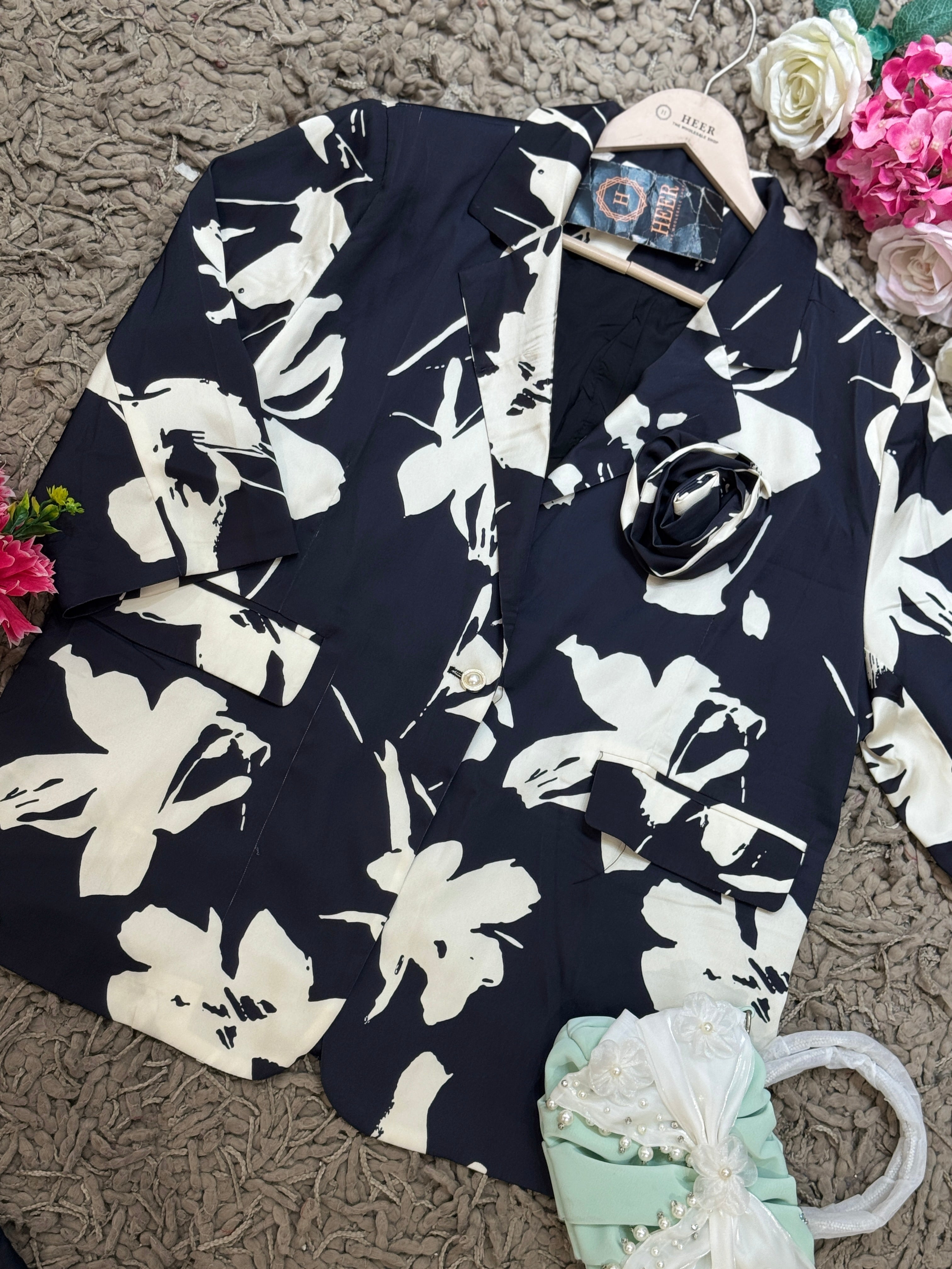 Q56205 Black & White Floral Printed Co-ord Set for Women