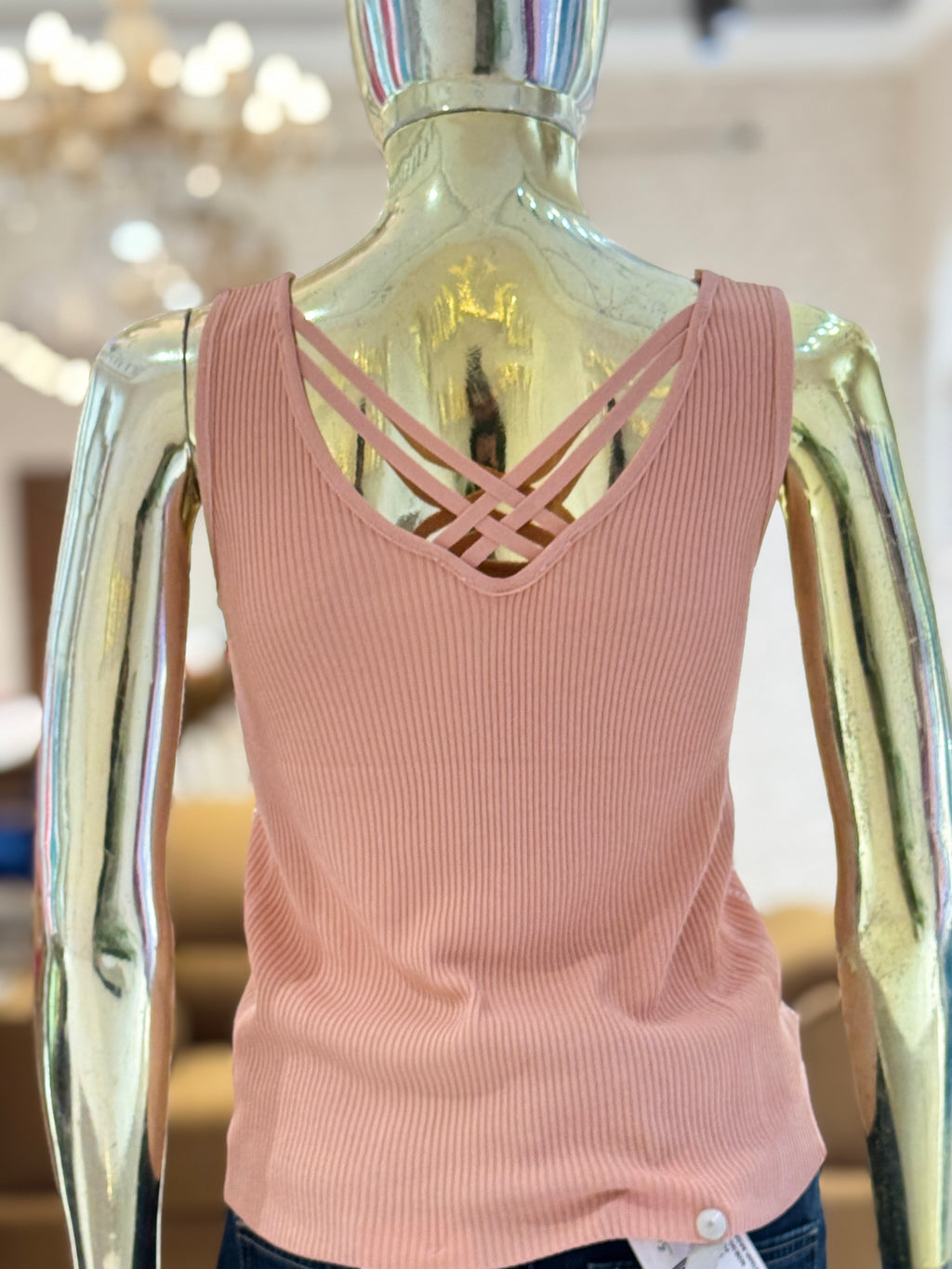 Q562603 Chic blush pink ribbed tank top with a stylish crisscross back design