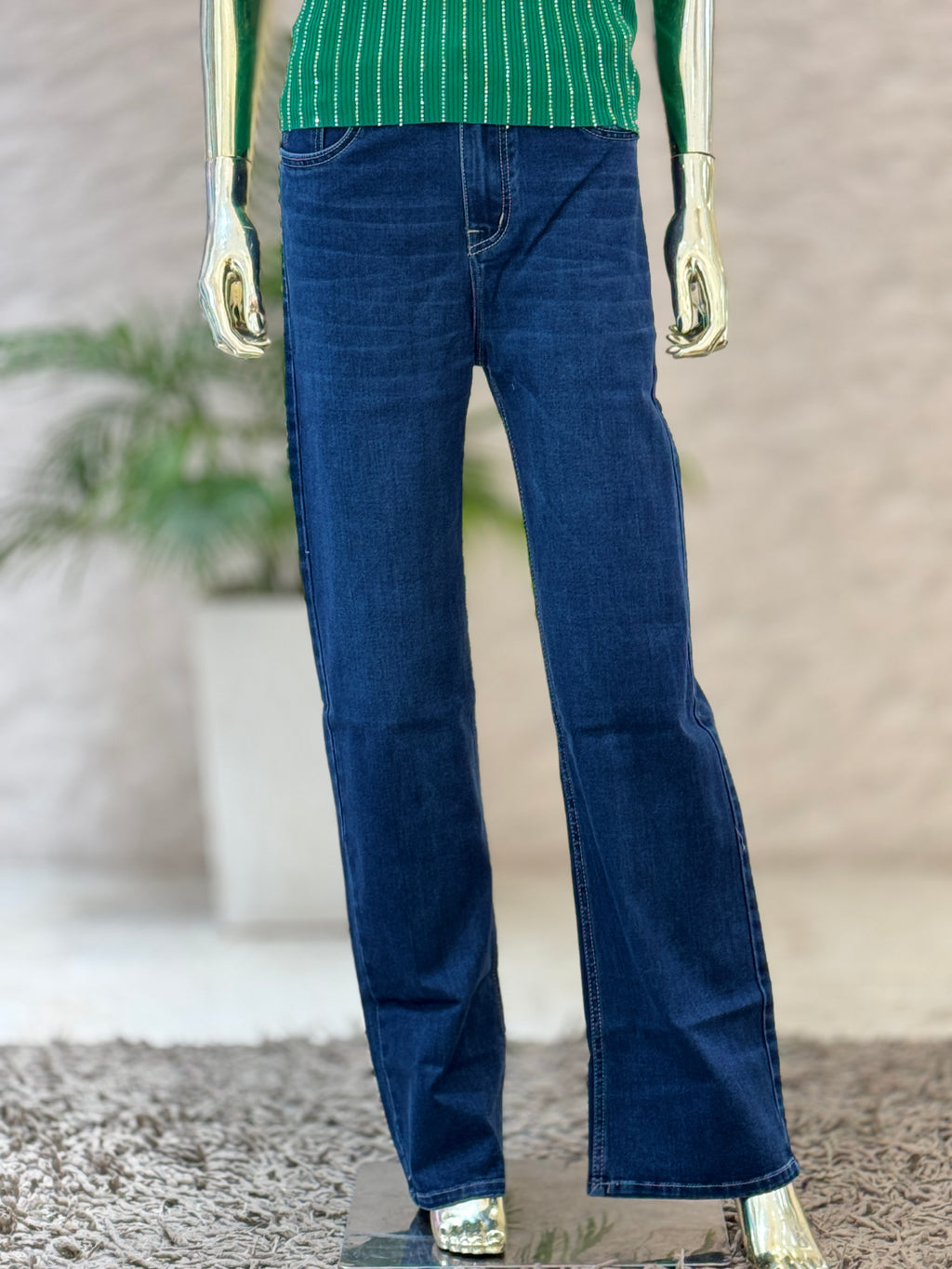 Q562603 Classic Dark Blue Straight Fit Jeans