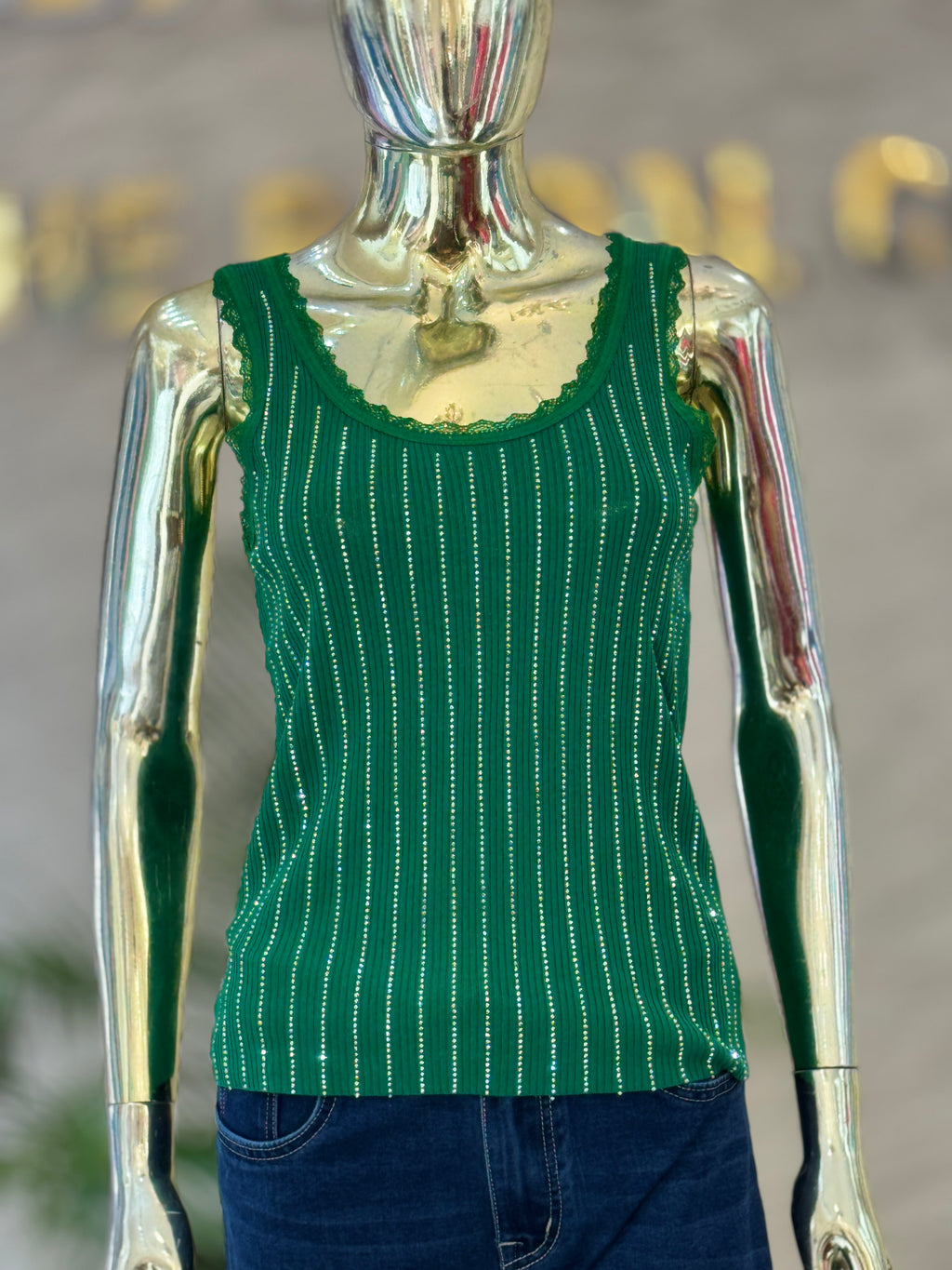 Q562324 Elegant Green ribbed sleeveless top with lace detailing and shimmer stripe.