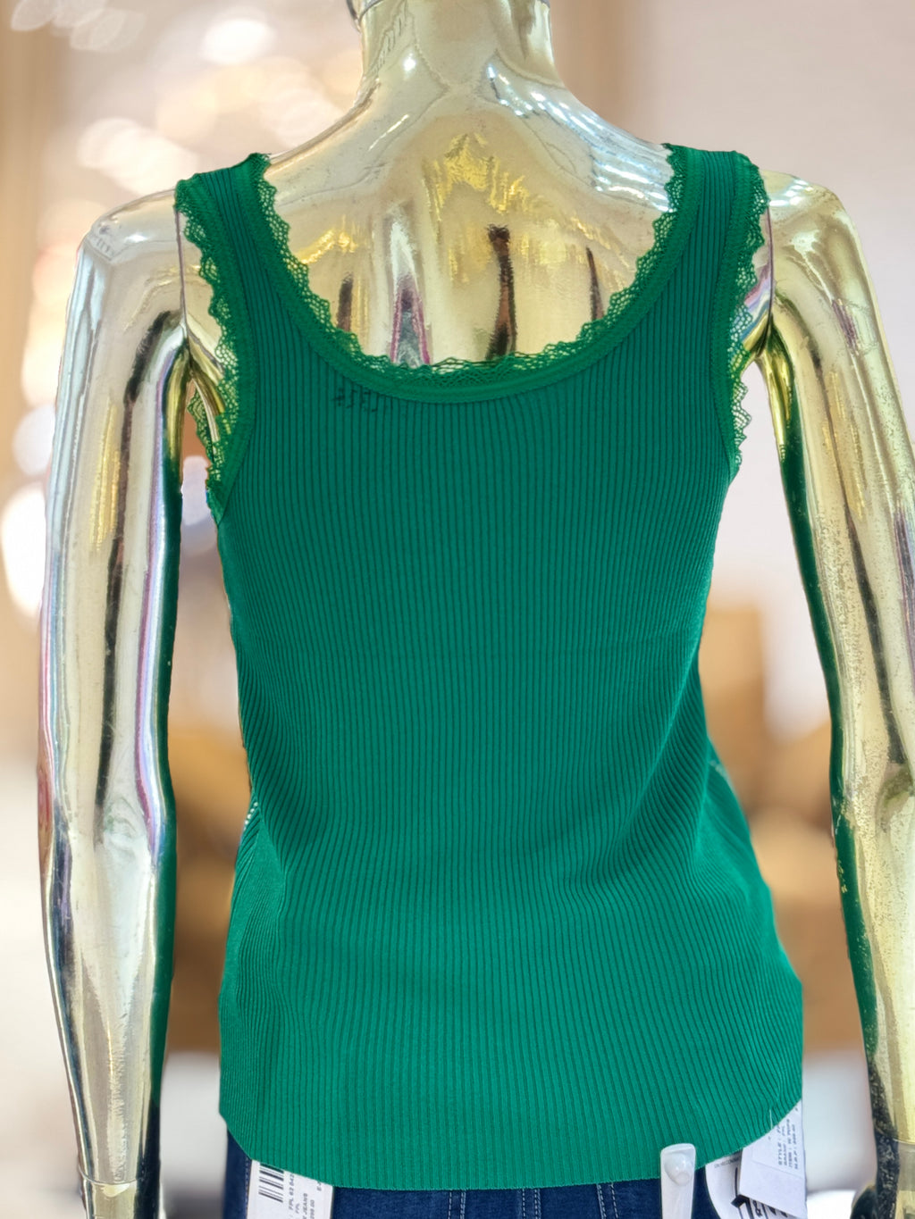 Q562324 Elegant Green ribbed sleeveless top with lace detailing and shimmer stripe.