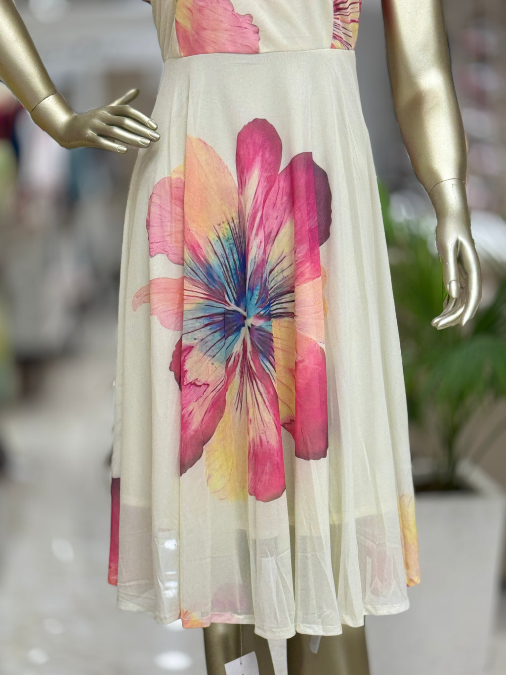 Q562565 White & Pink Floral Sleeveless Midi Dress