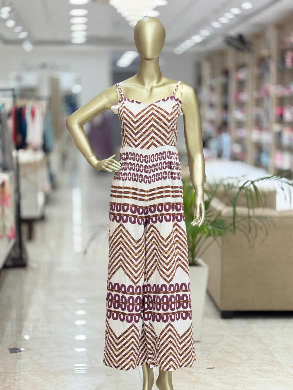 Q562559 Women’s Printed Cotton Jumpsuit with Chevron Pattern
