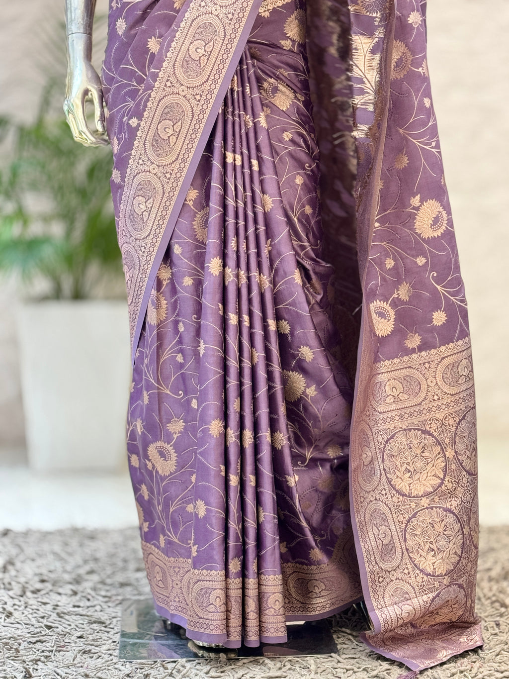 Q562731 purple Silk Zari Work saree