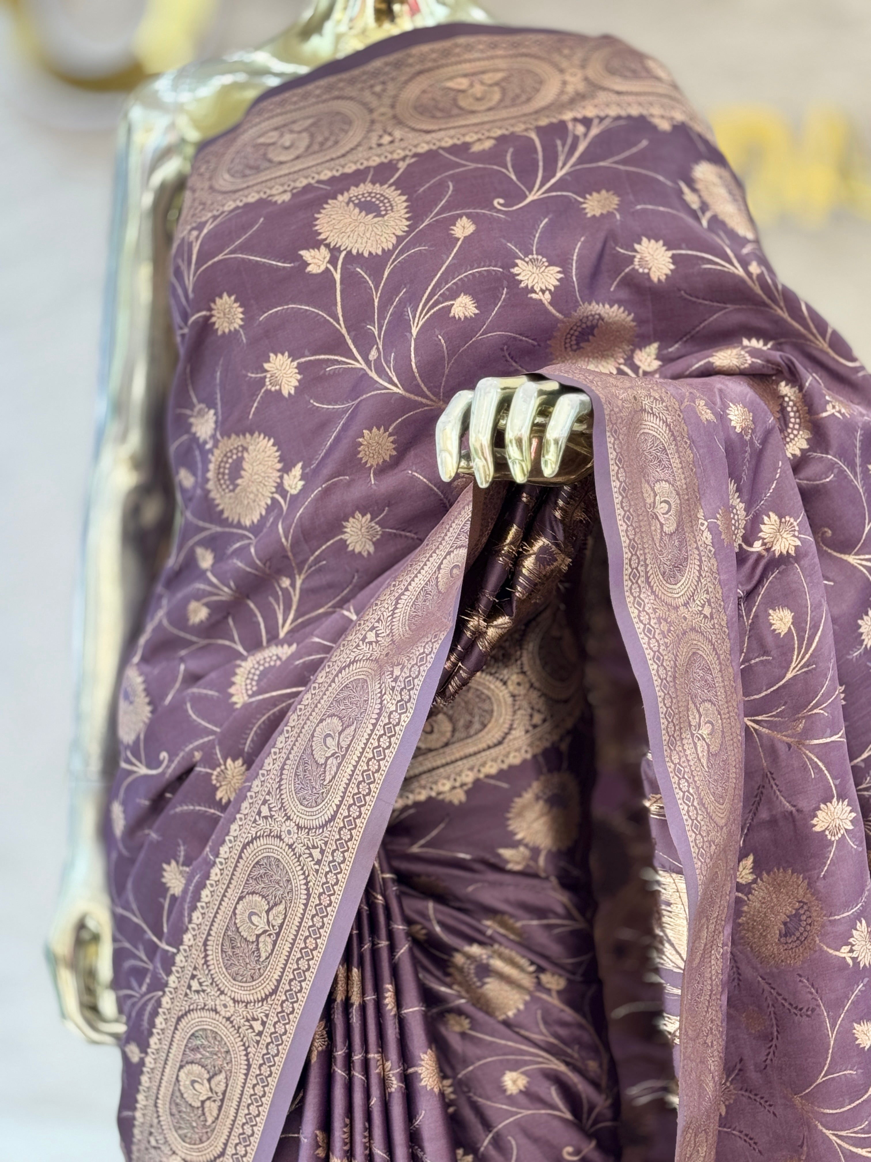 Q562731 purple Silk Zari Work saree