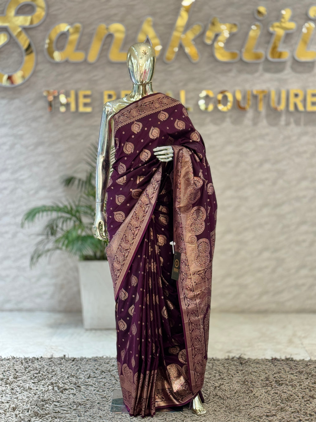 Q562731 purple Silk Zari Work saree