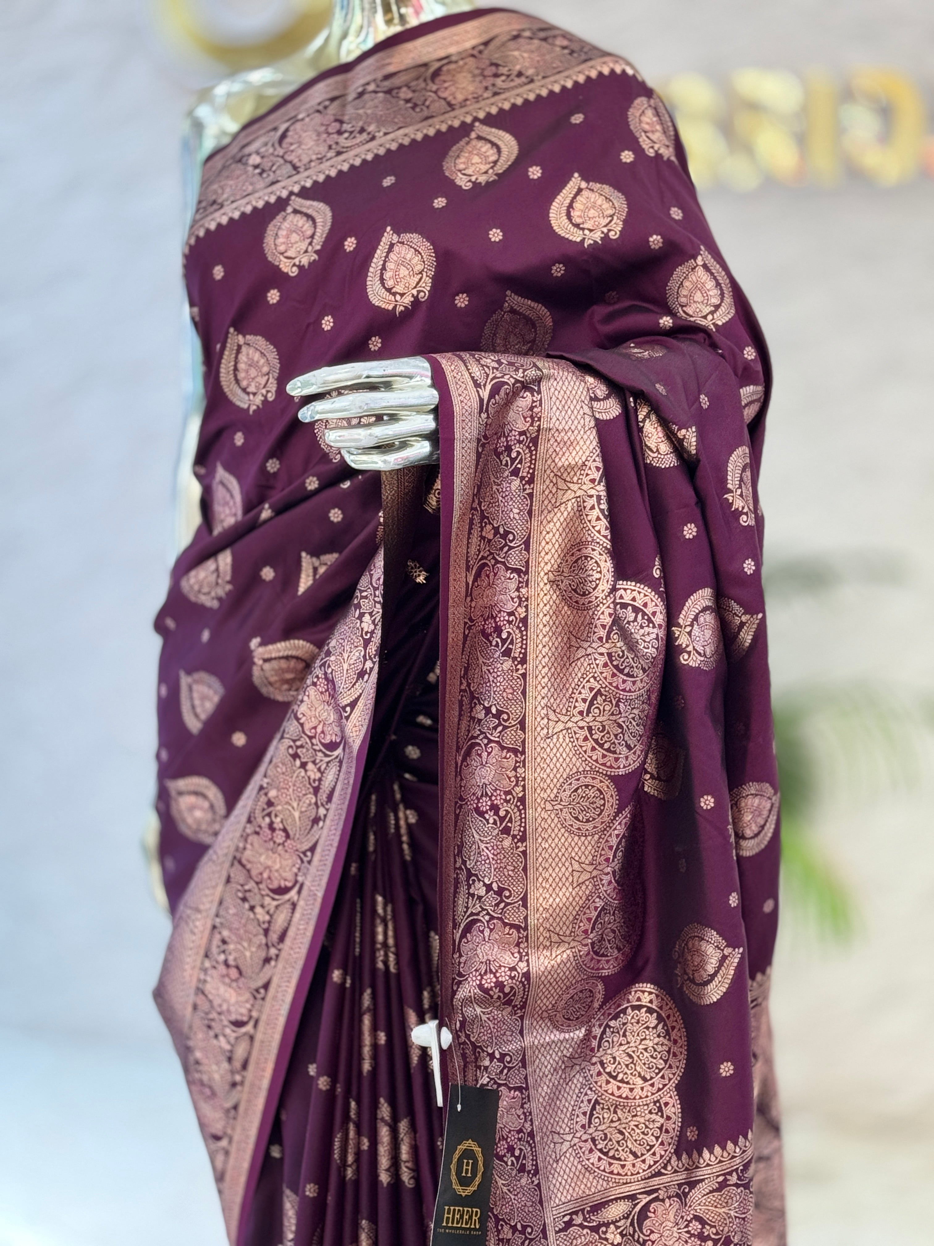 Q562722 Royal Purple Flowing Silk Saree