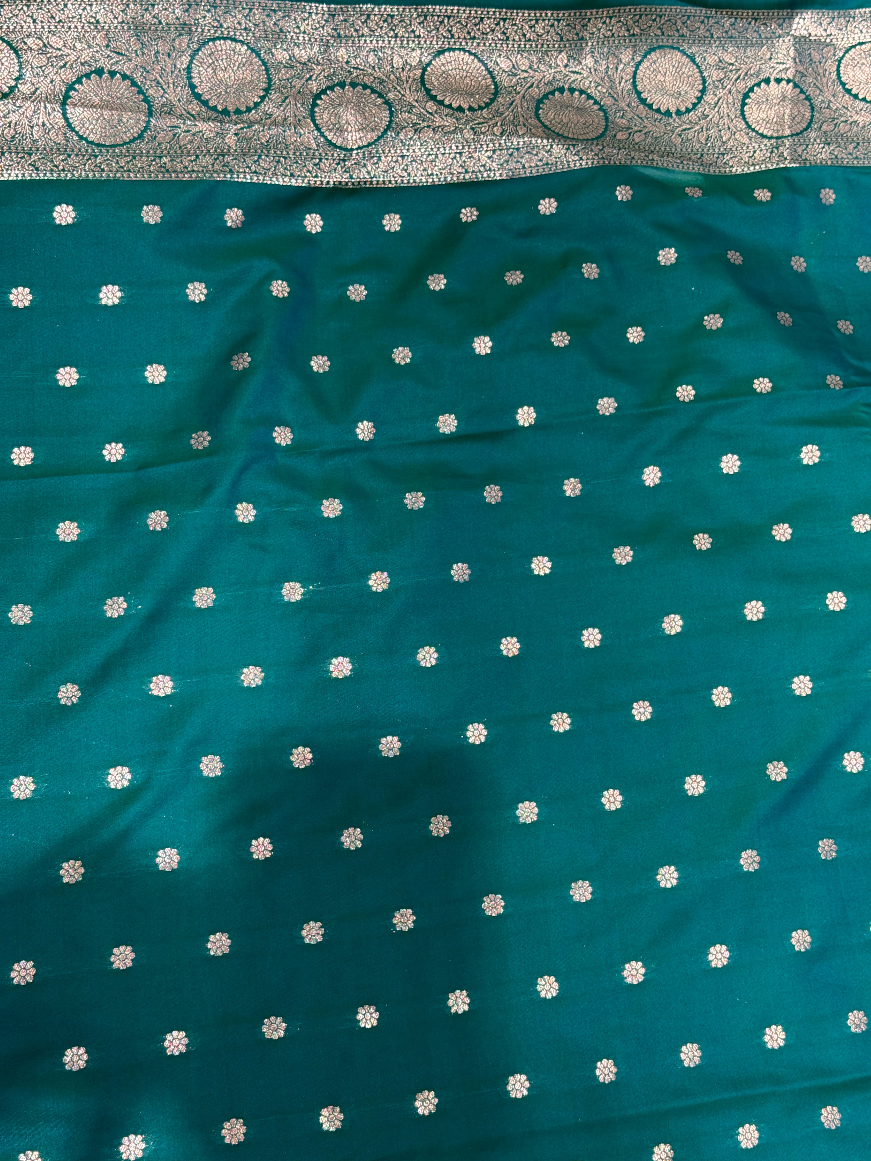 Q562722 Rama Green Silk Saree