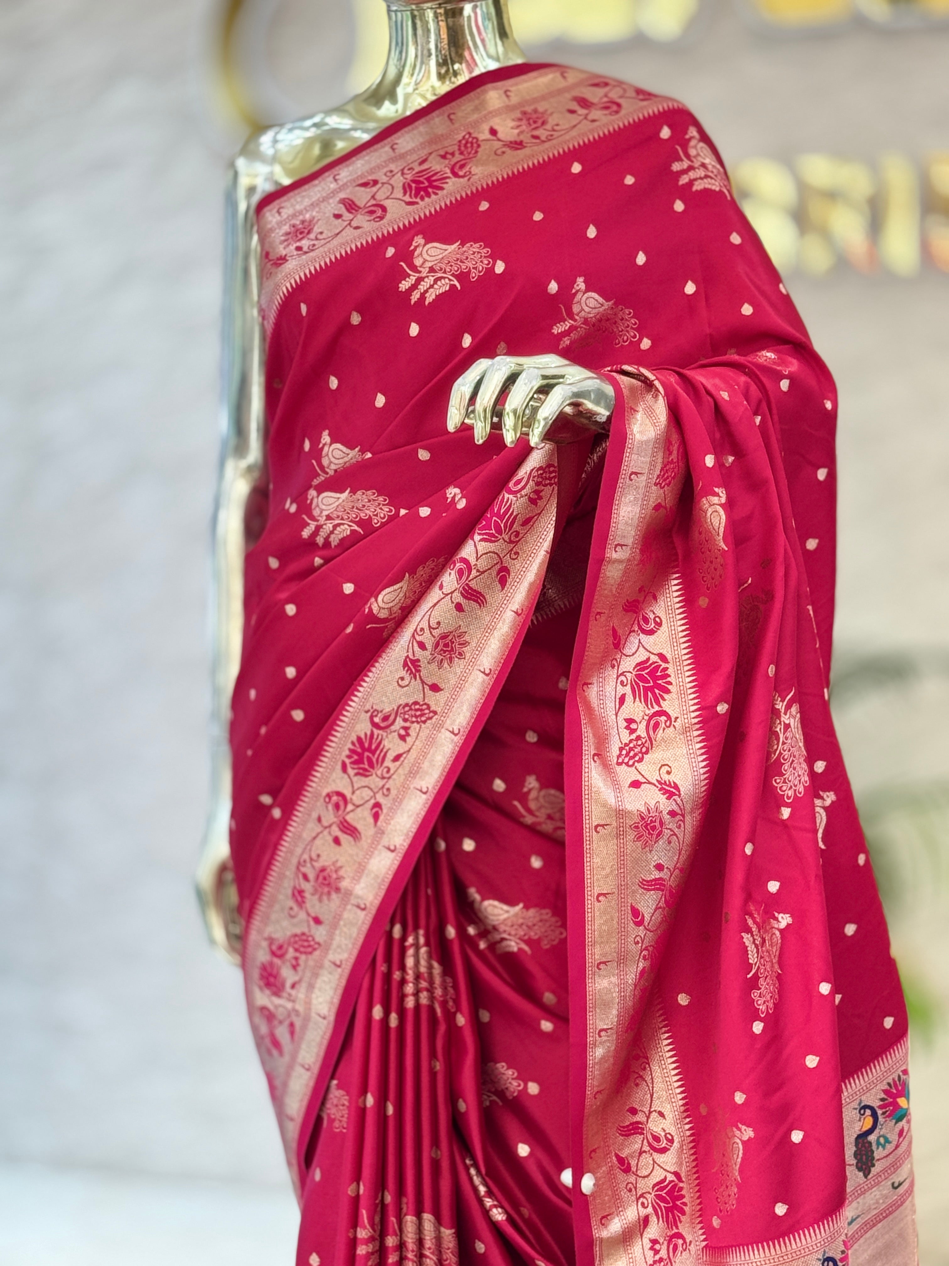 Magenta Silk Saree Q562721