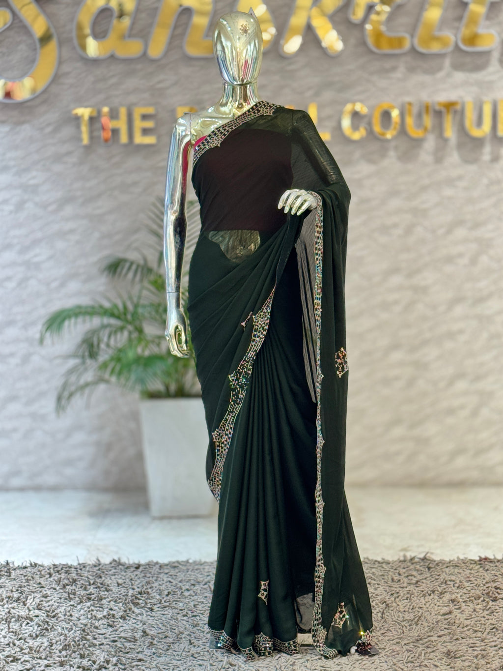 Dark Green Crepe Saree Q562259